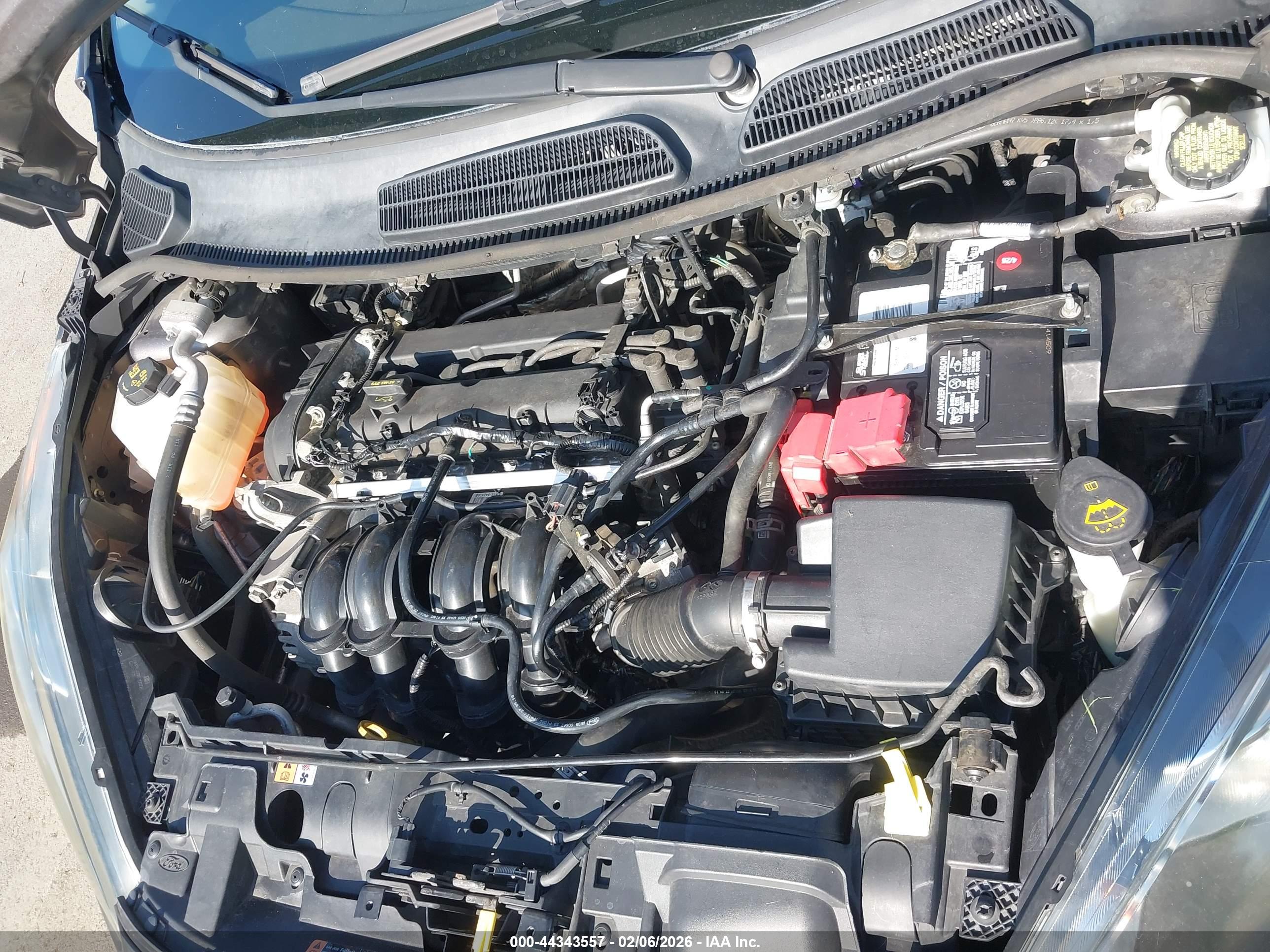 FORD FIESTA image 10