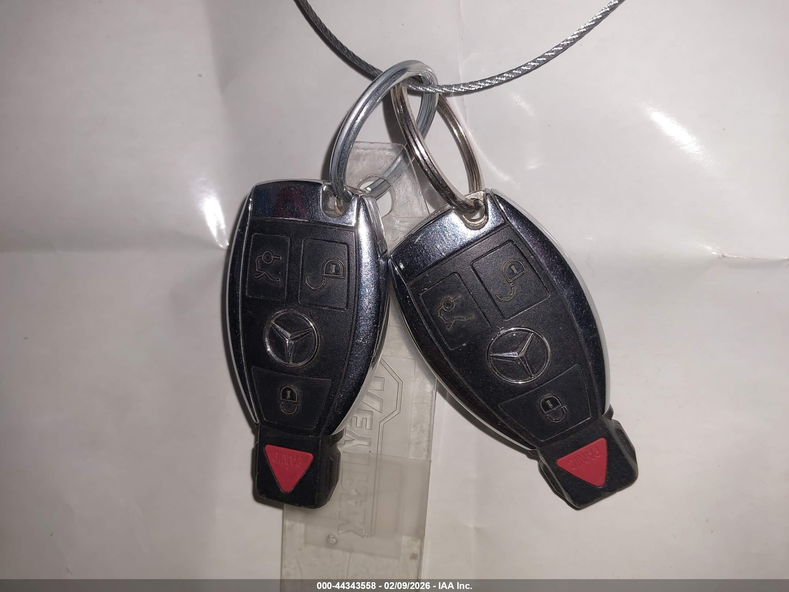 MERCEDES-BENZ C image 11