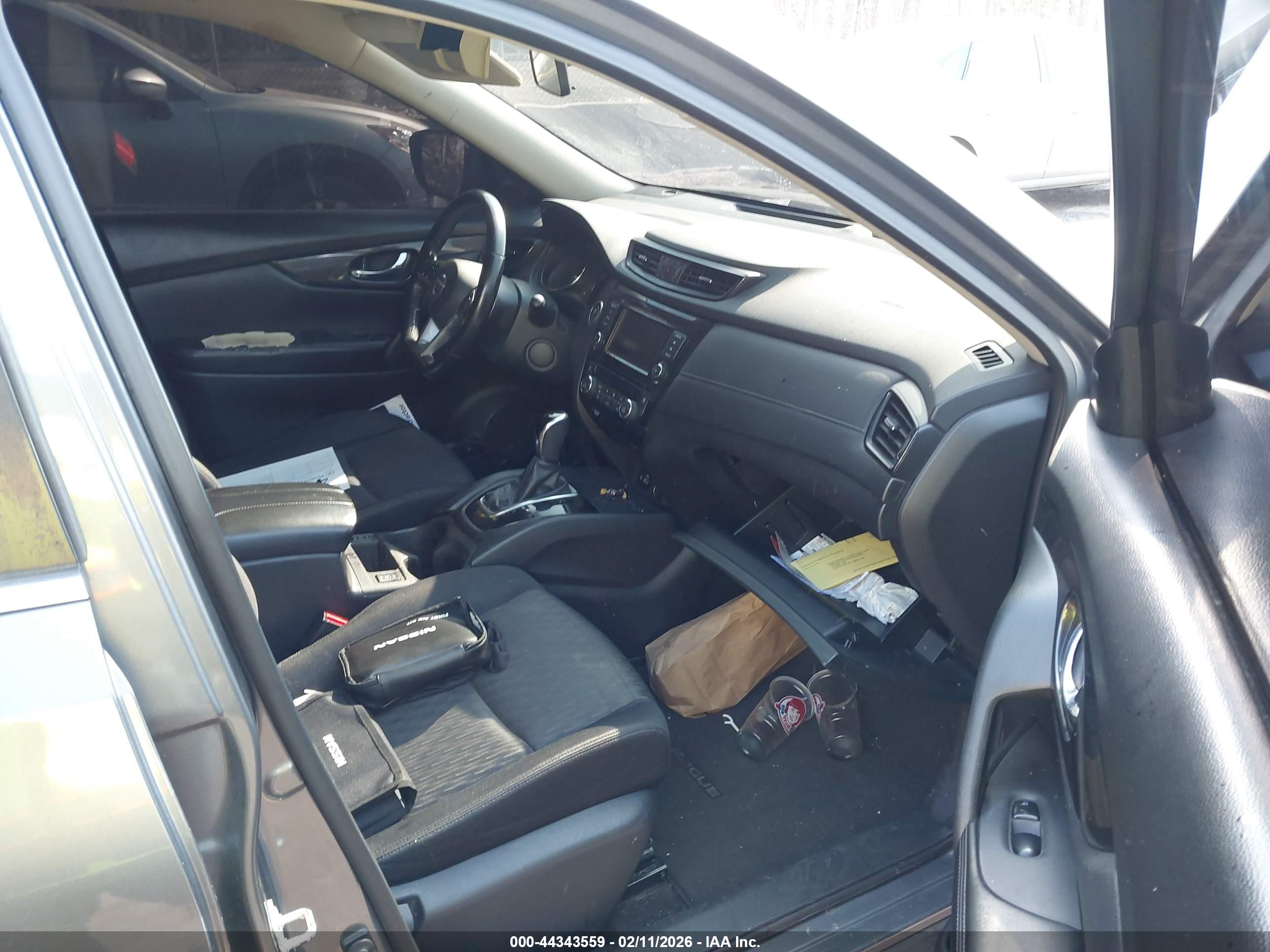 NISSAN ROGUE image 5