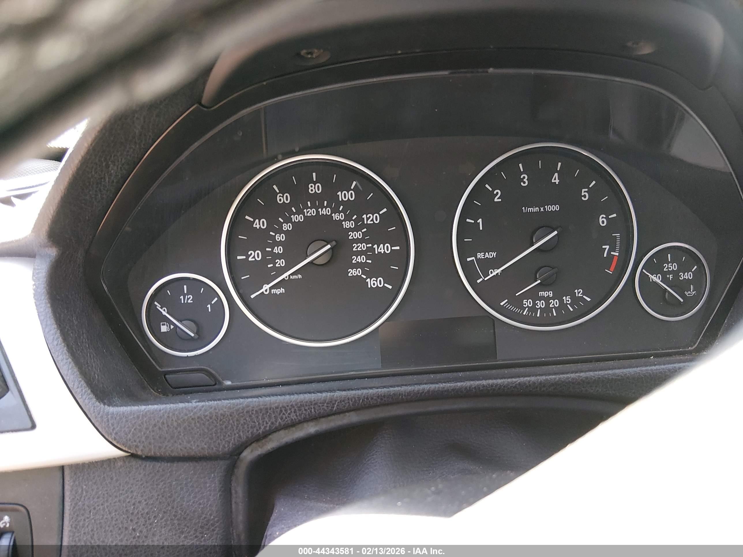 BMW 320I image 7