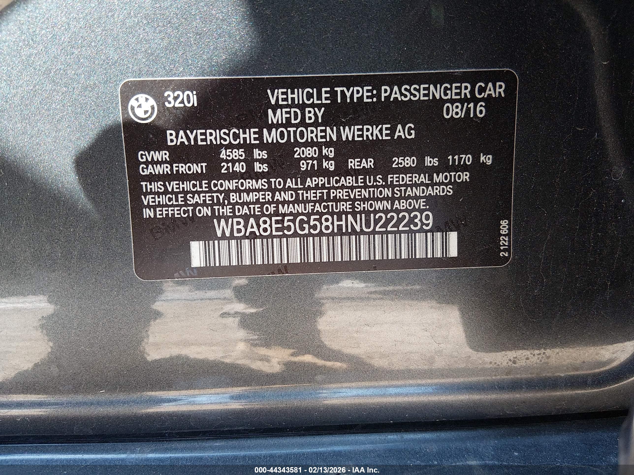 BMW 320I image 9