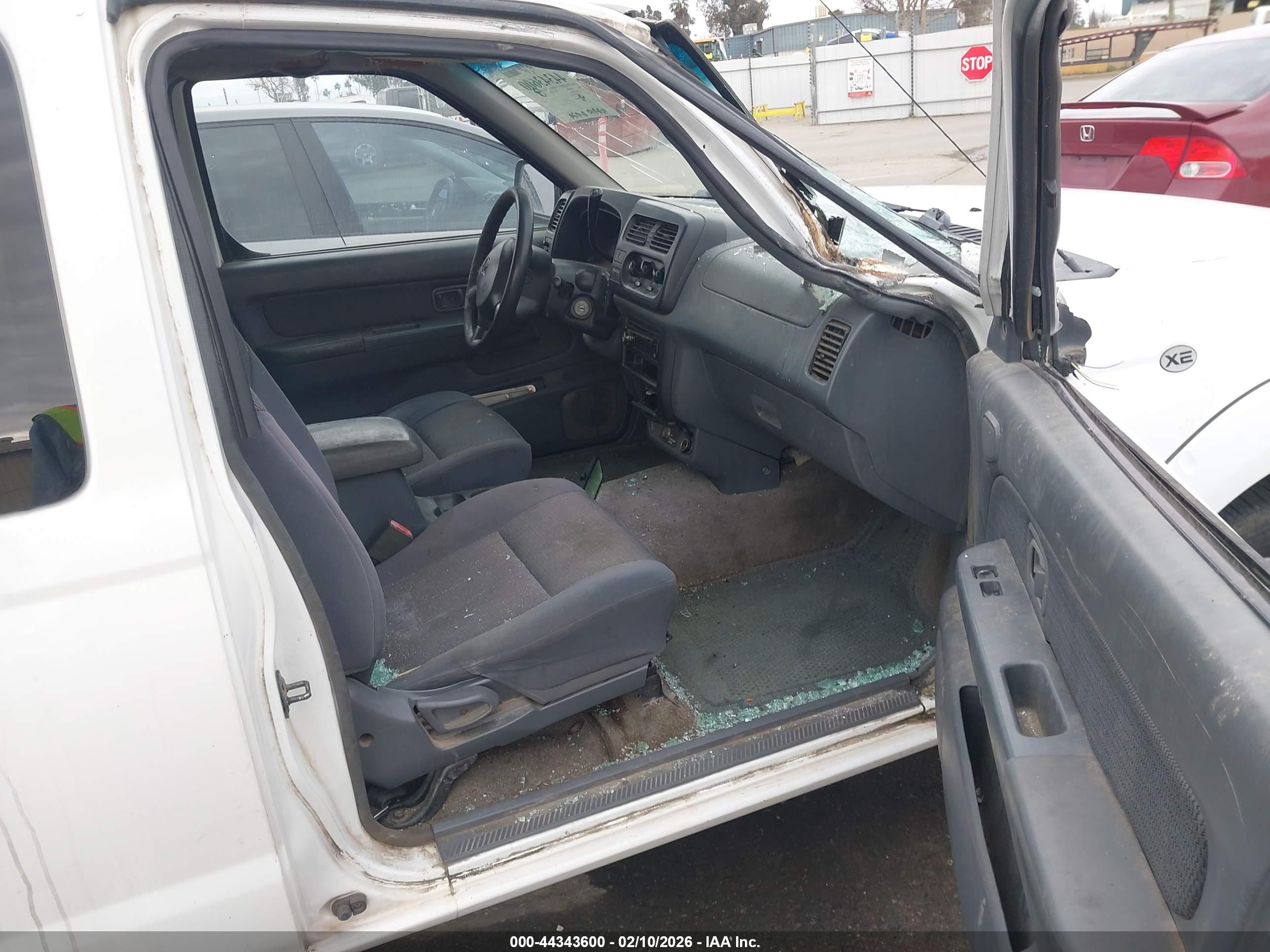 NISSAN FRONTIER image 5