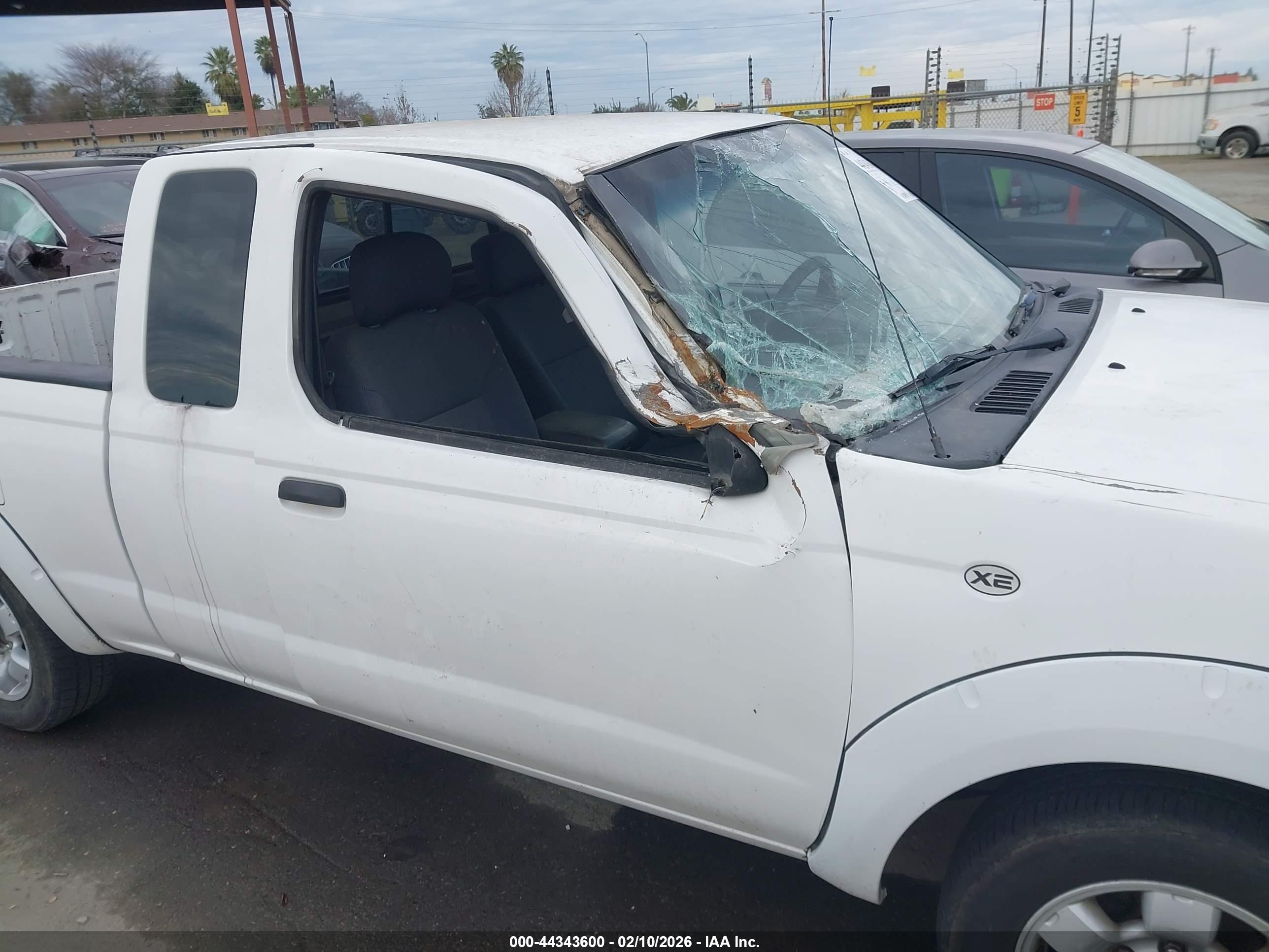 NISSAN FRONTIER image 6