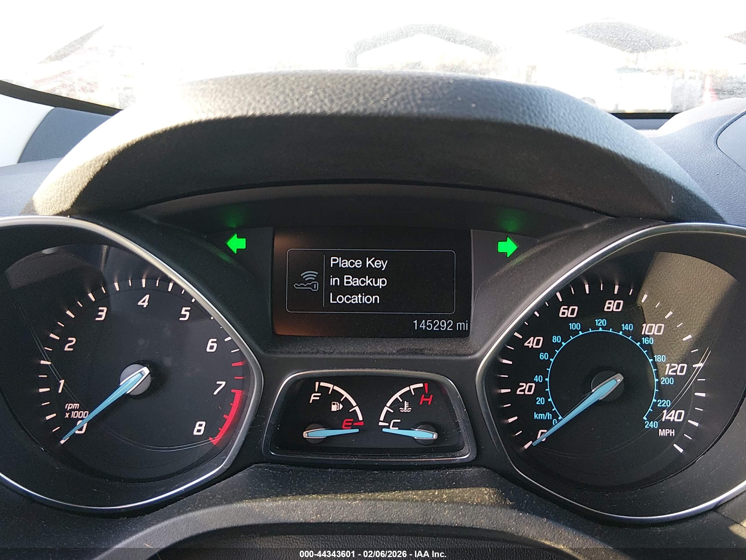 FORD ESCAPE image 7