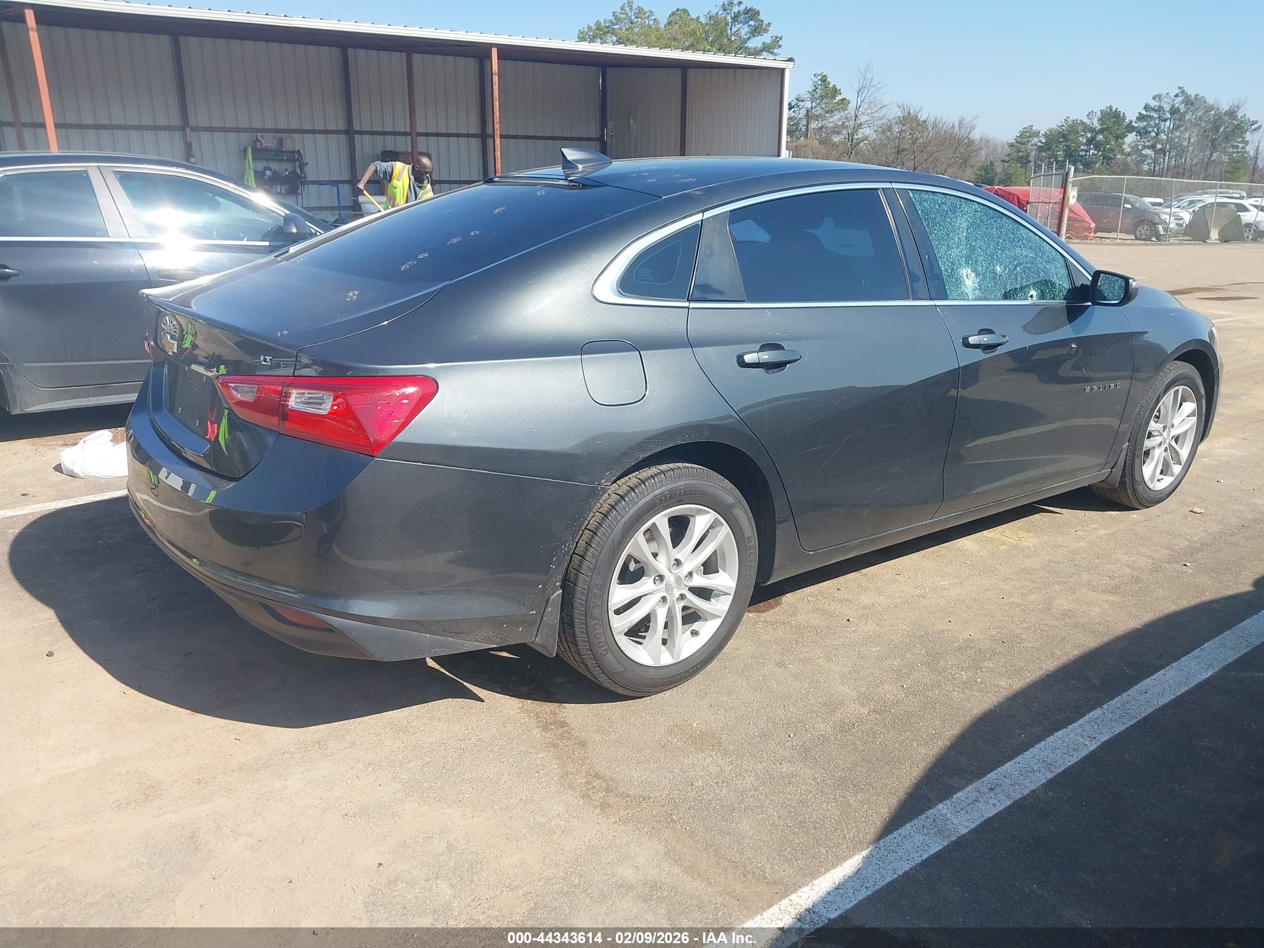 CHEVROLET MALIBU image 4
