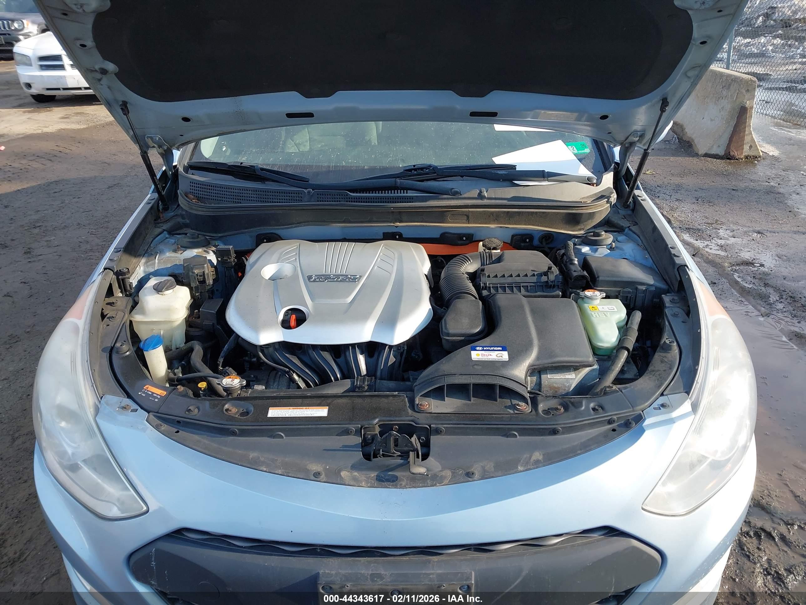 HYUNDAI SONATA image 10