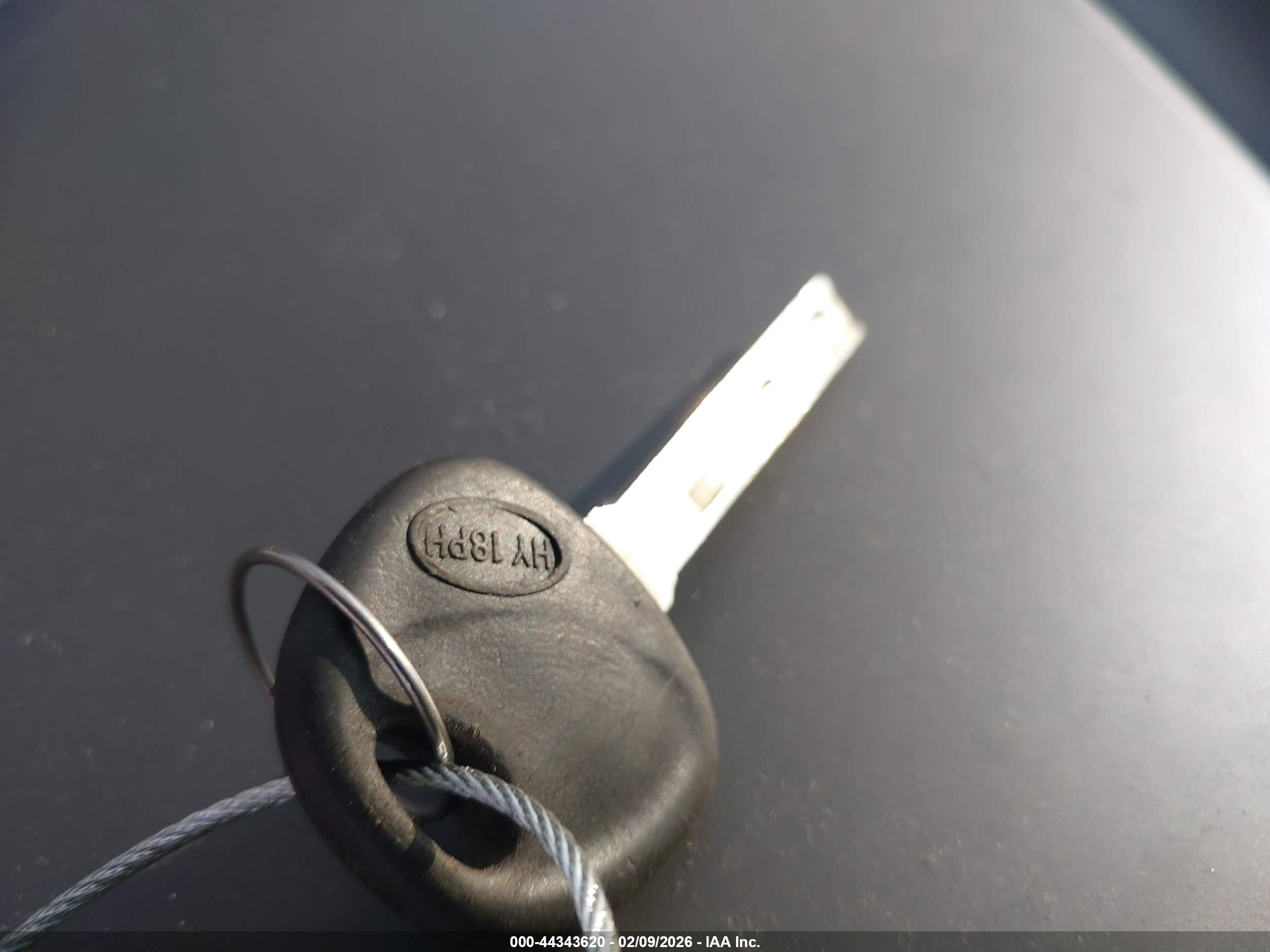 HYUNDAI ACCENT image 11