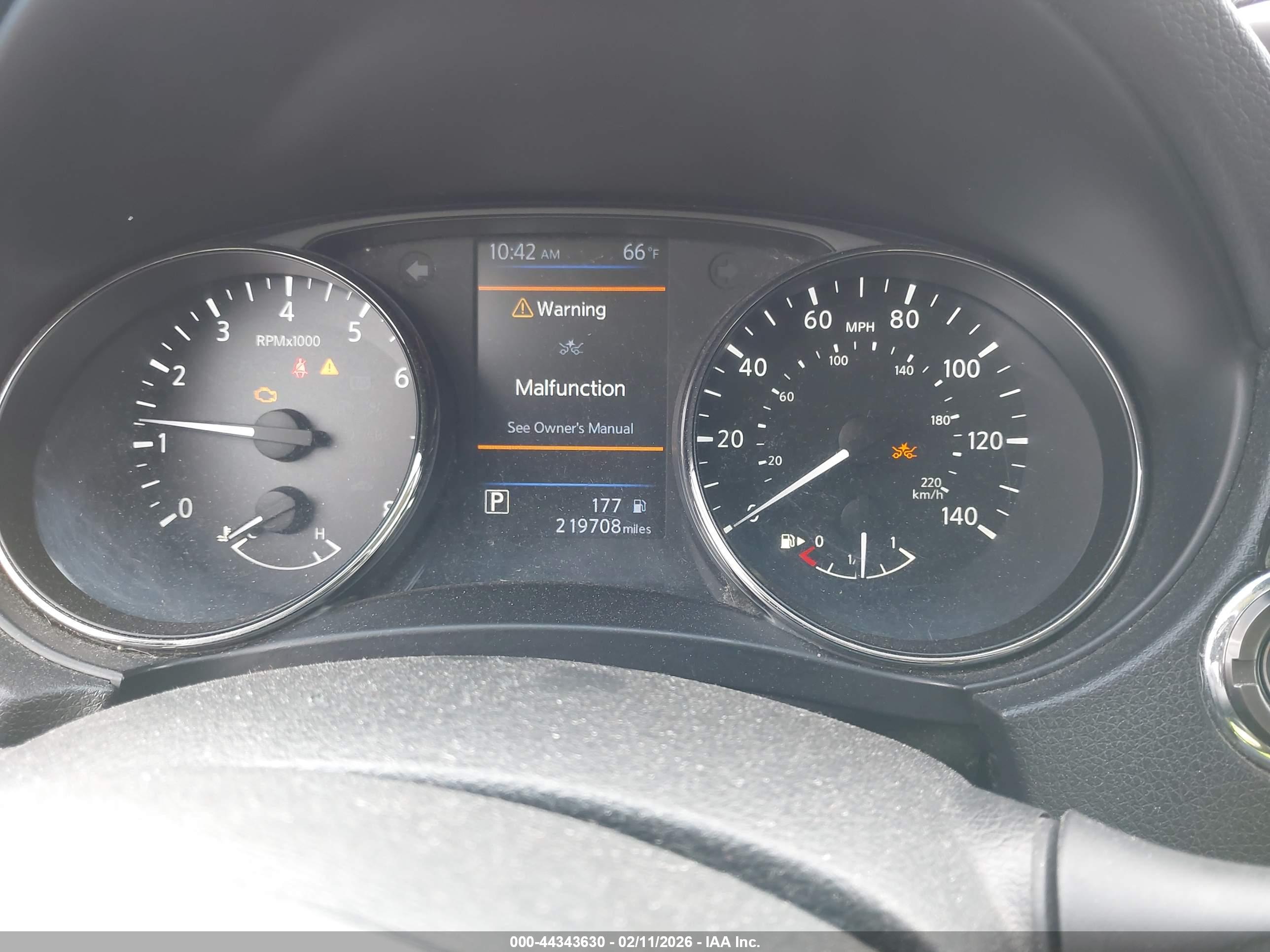 NISSAN ROGUE image 7