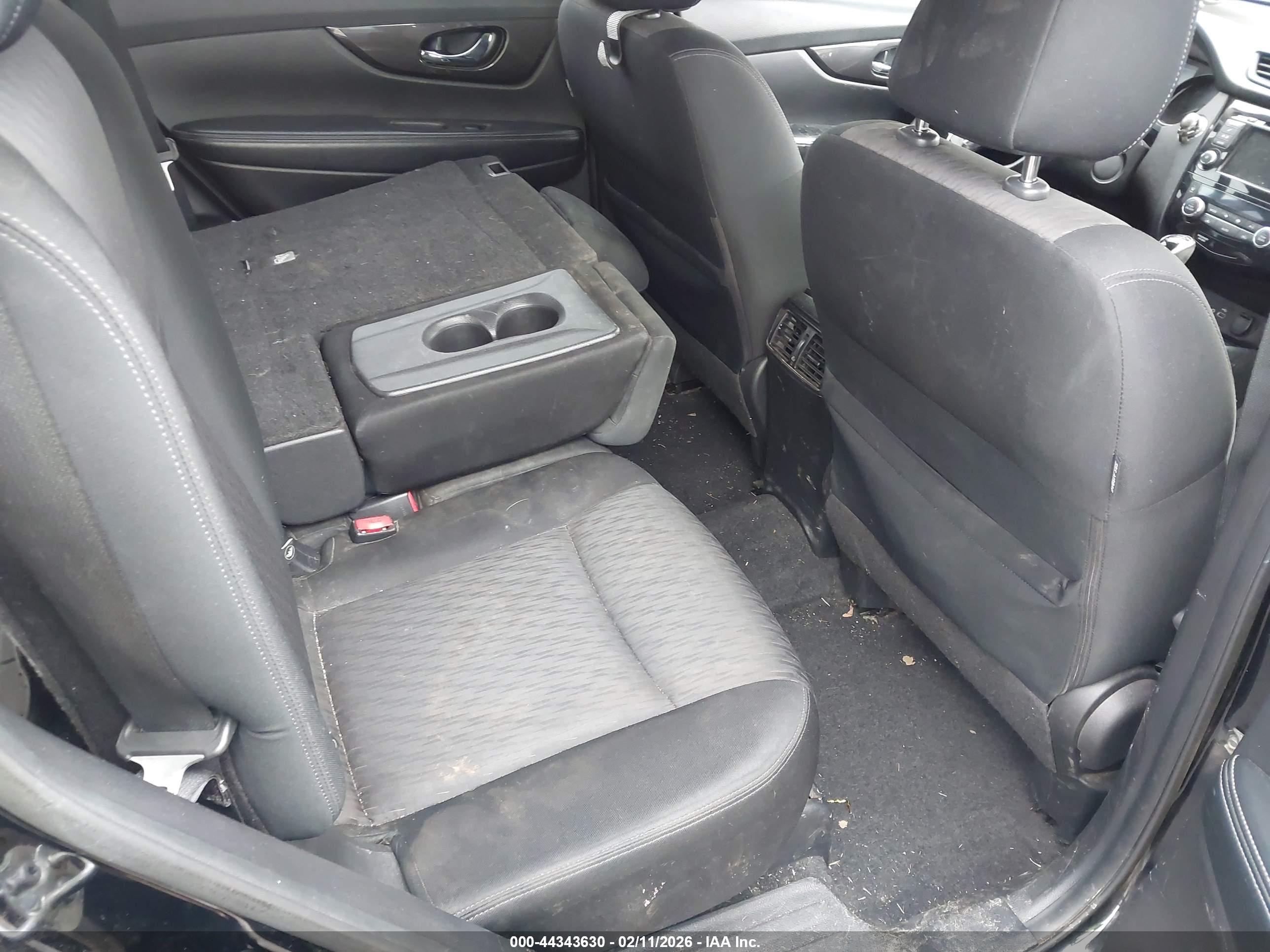 NISSAN ROGUE image 8