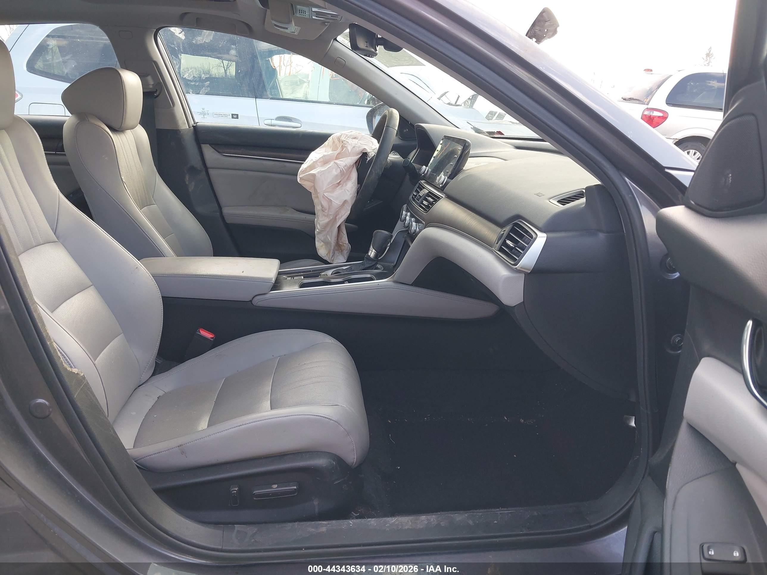 HONDA ACCORD image 5