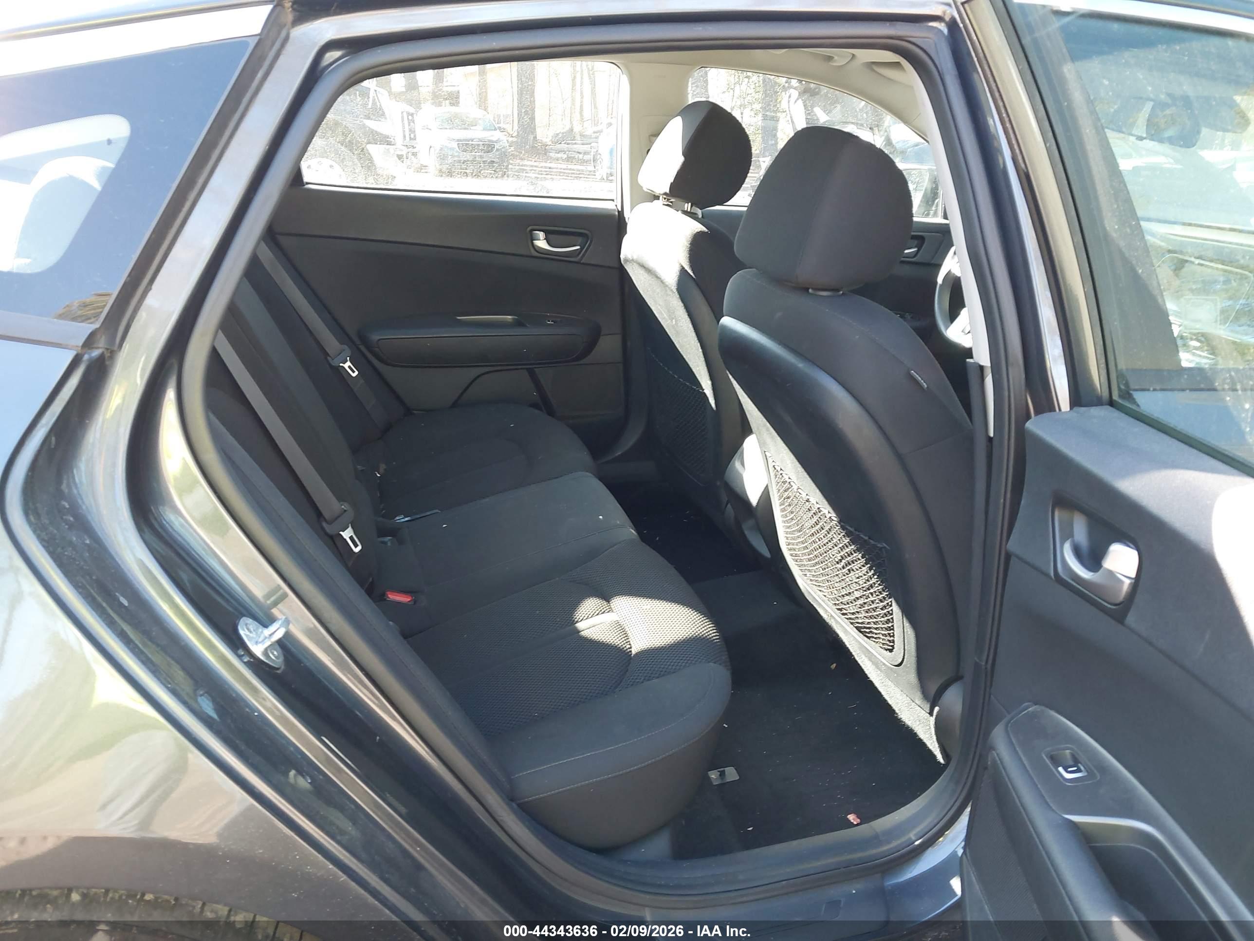 KIA OPTIMA image 8