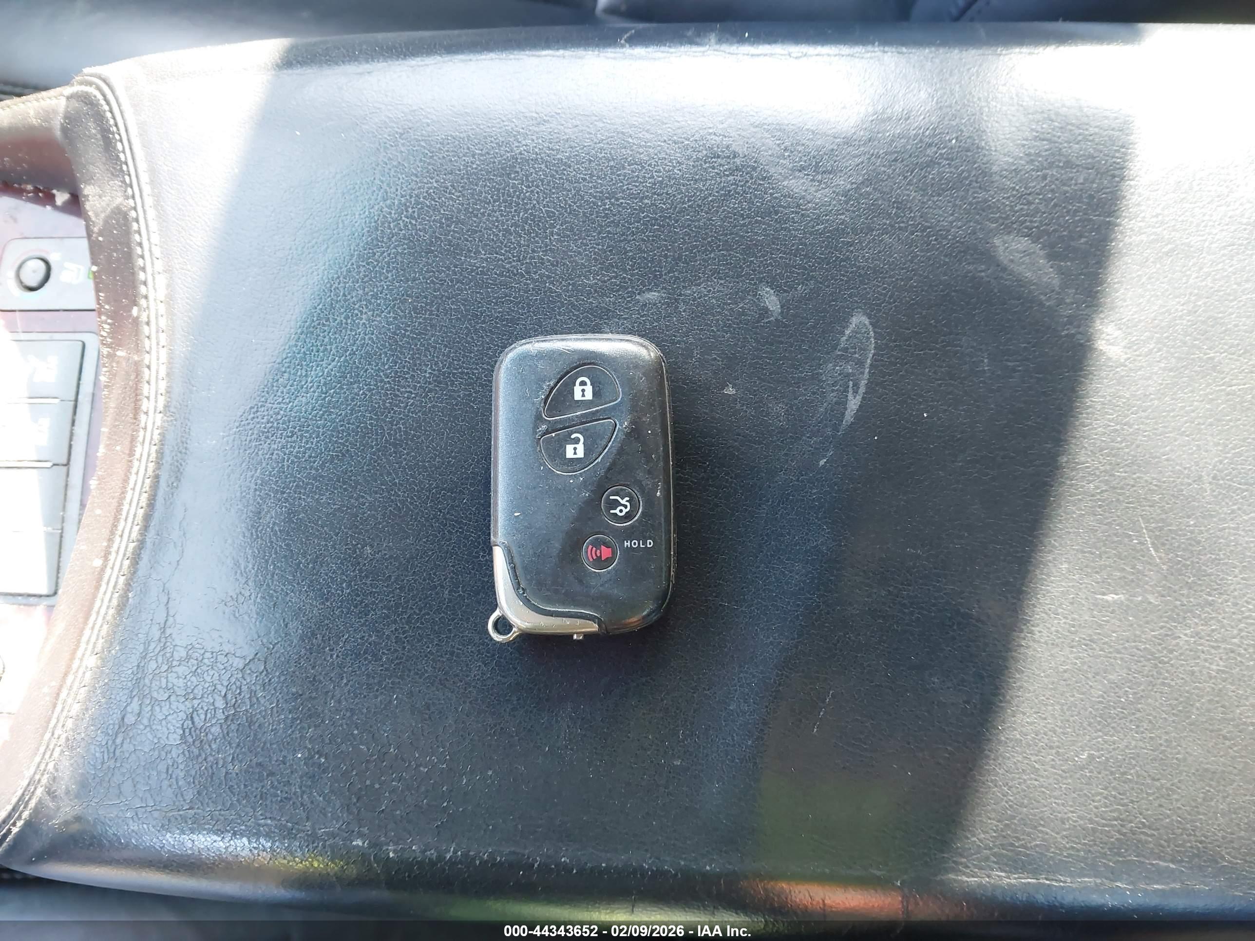 LEXUS LS image 11