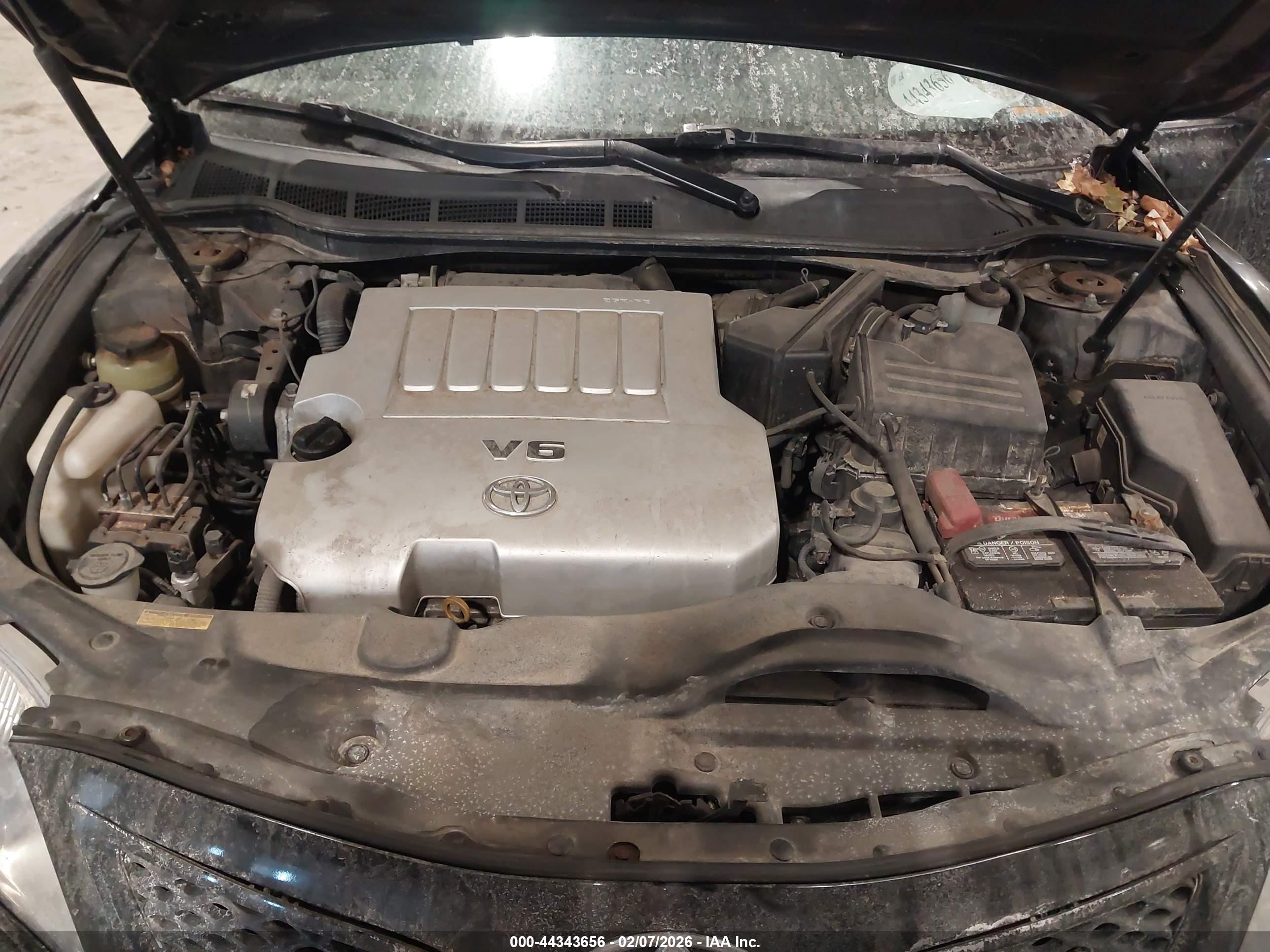 TOYOTA CAMRY image 10