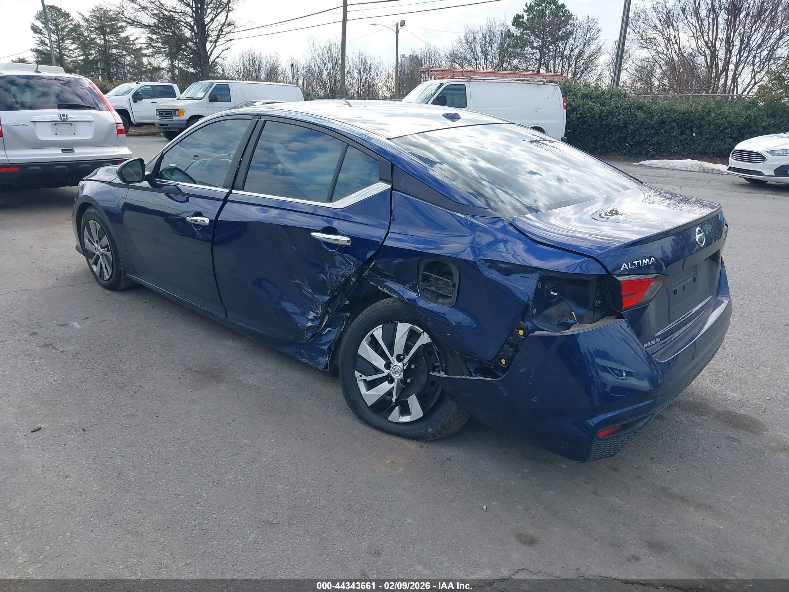 NISSAN ALTIMA image 3