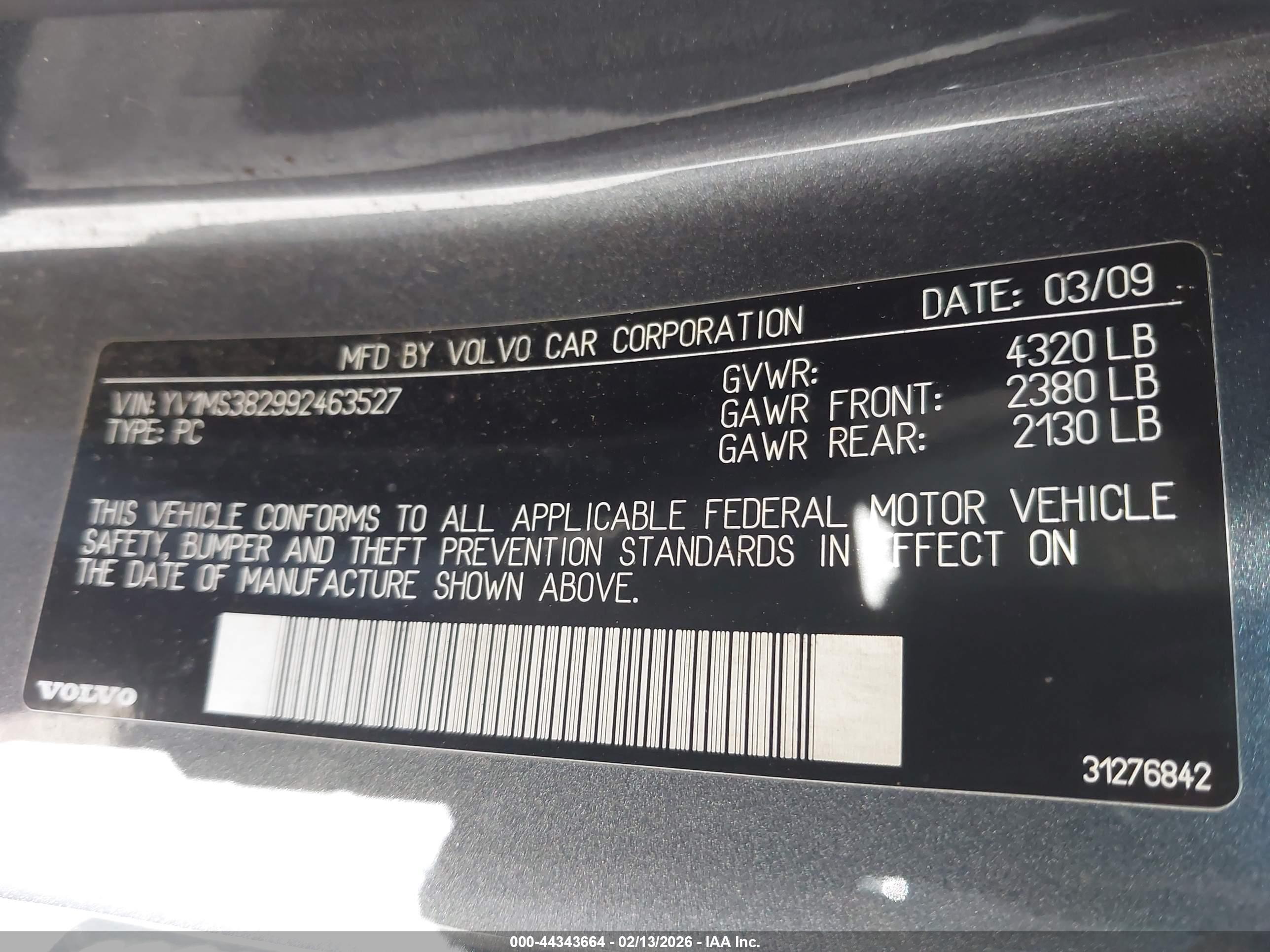 VOLVO S40 image 9