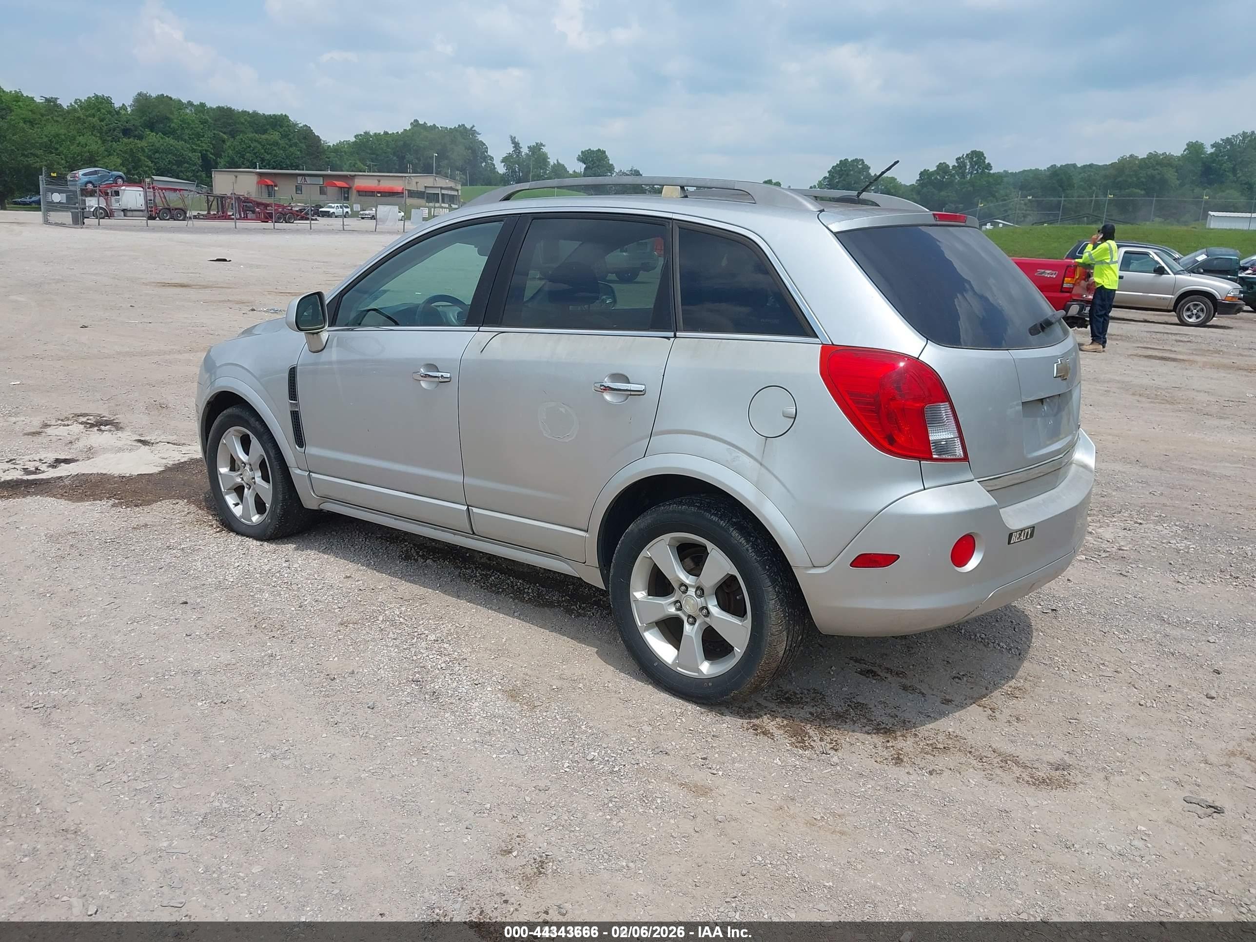 CHEVROLET CAPTIVA image 3