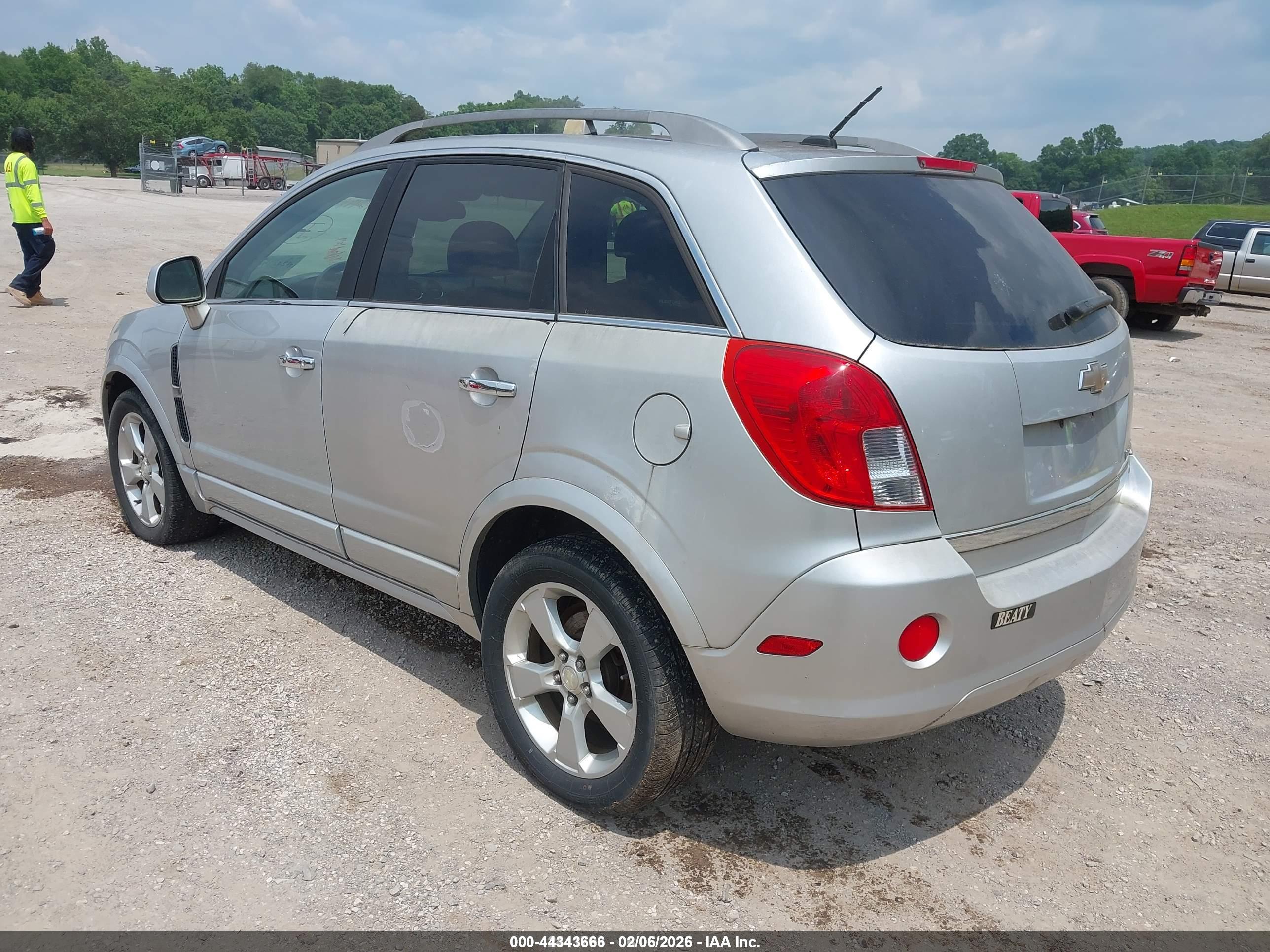 CHEVROLET CAPTIVA image 6
