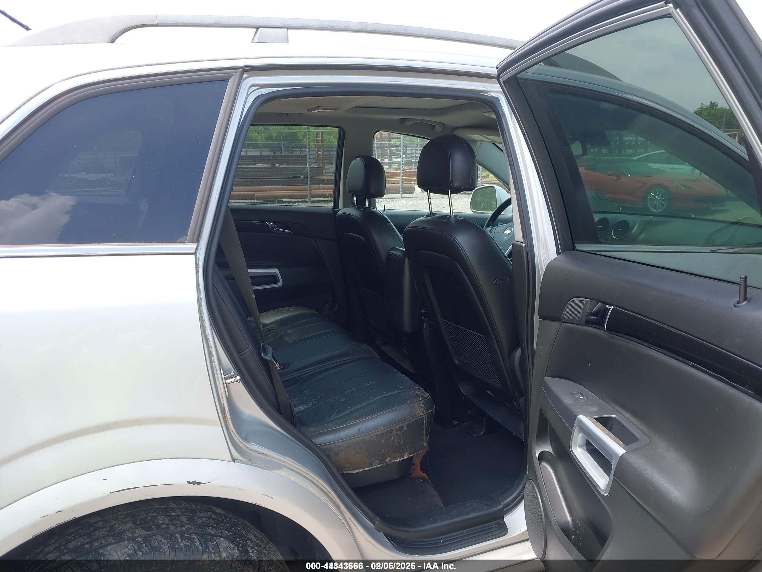 CHEVROLET CAPTIVA image 8
