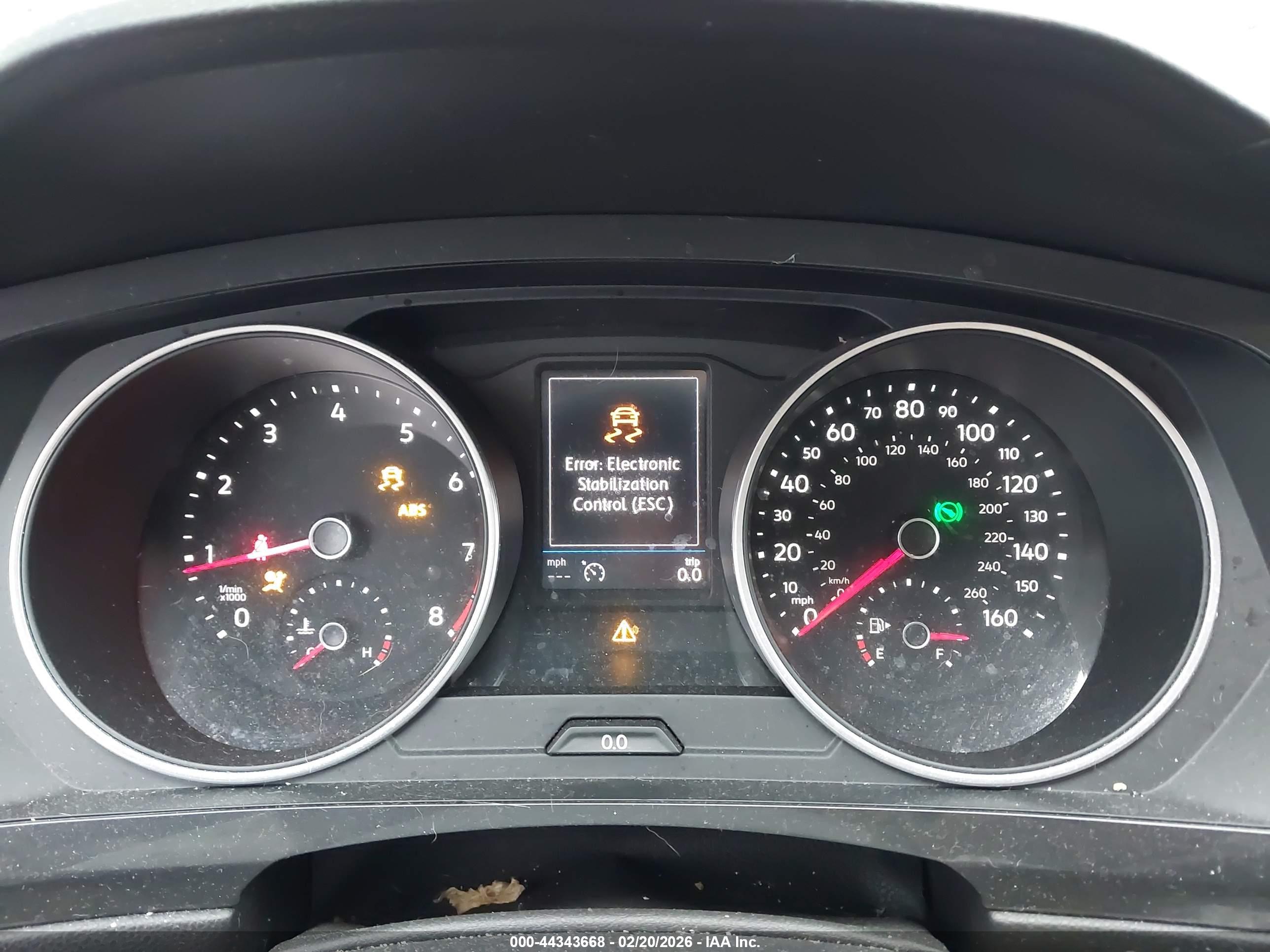 VOLKSWAGEN TIGUAN image 7