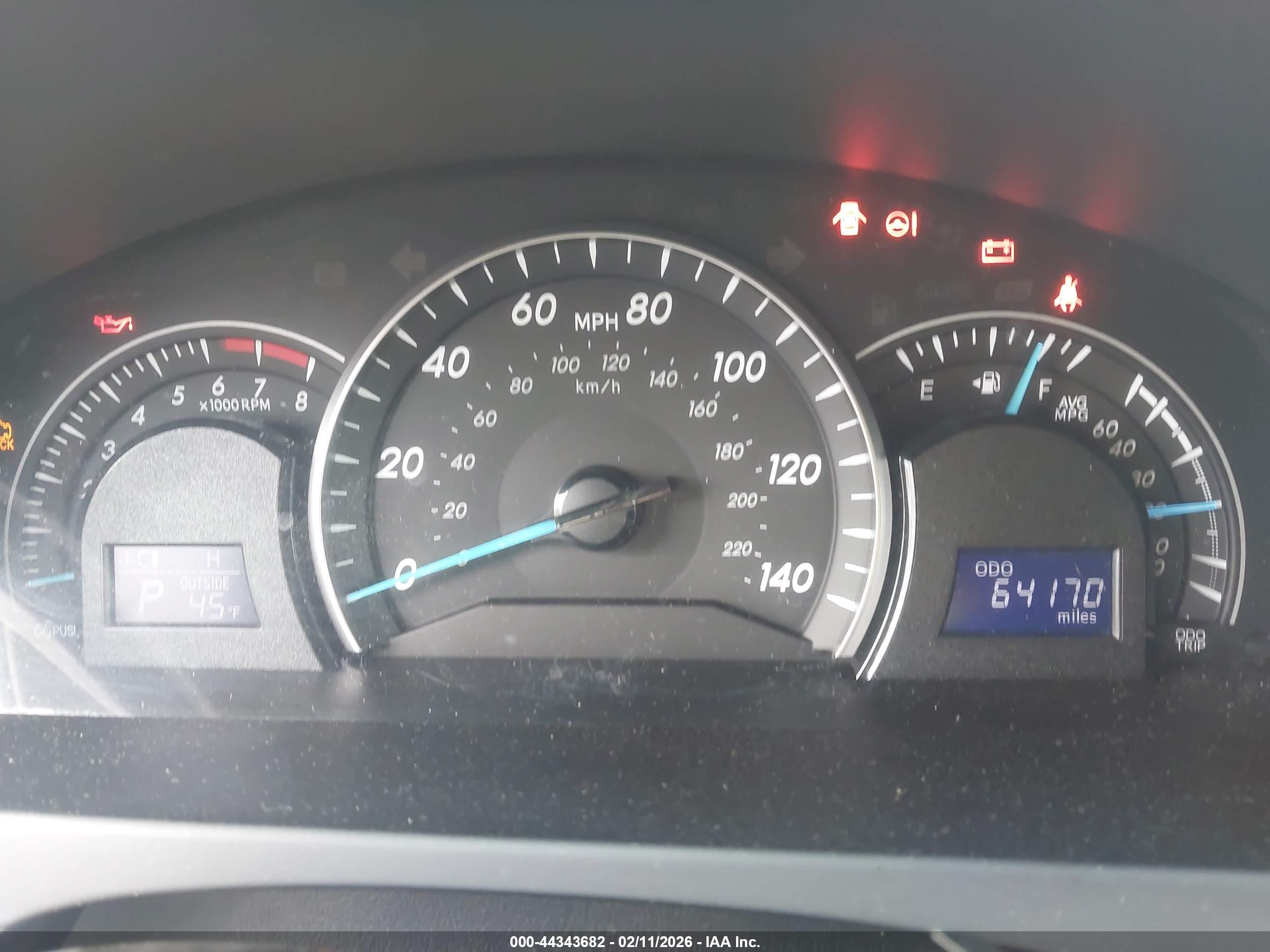 TOYOTA CAMRY image 7