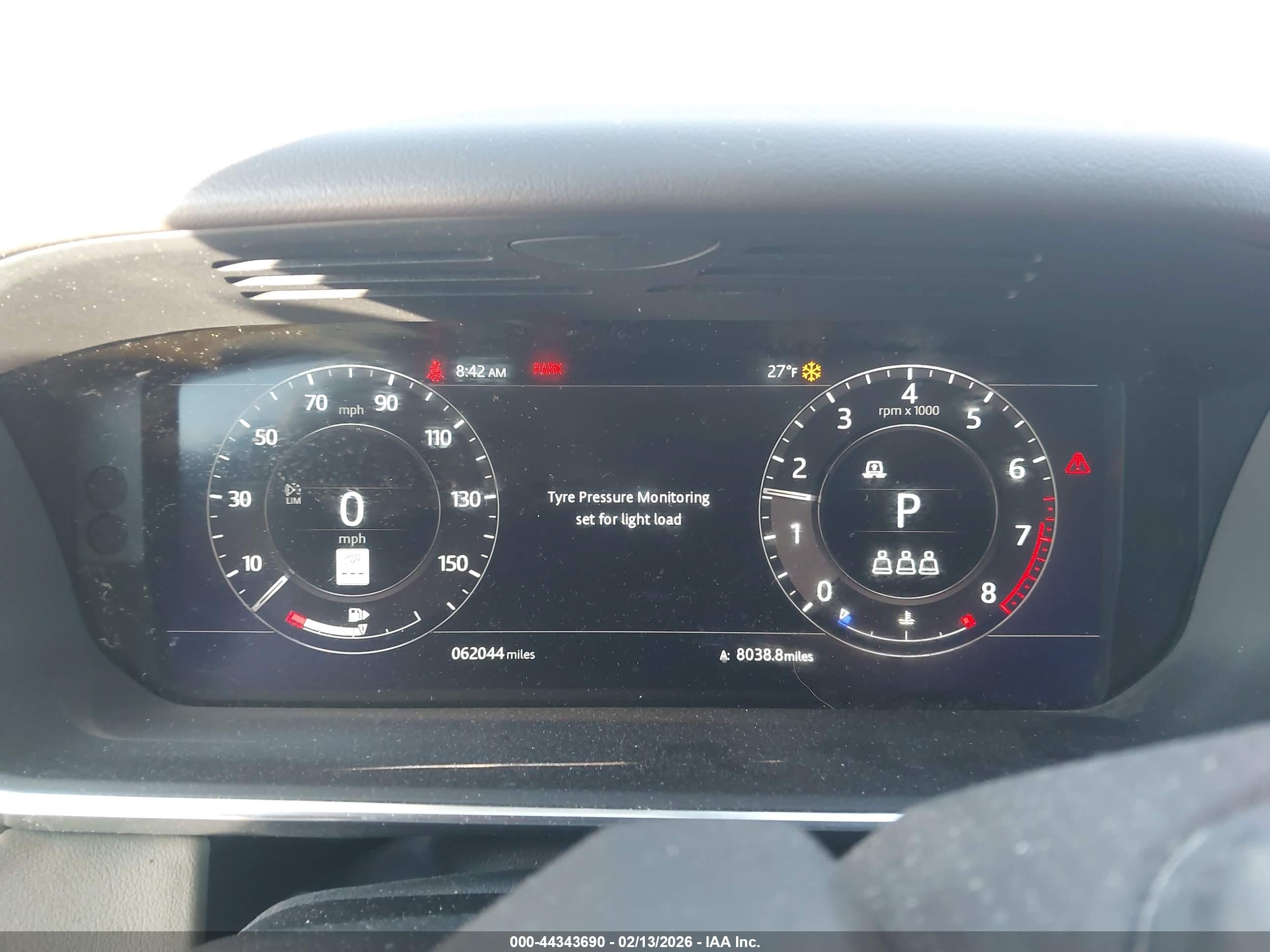 LAND ROVER image 7