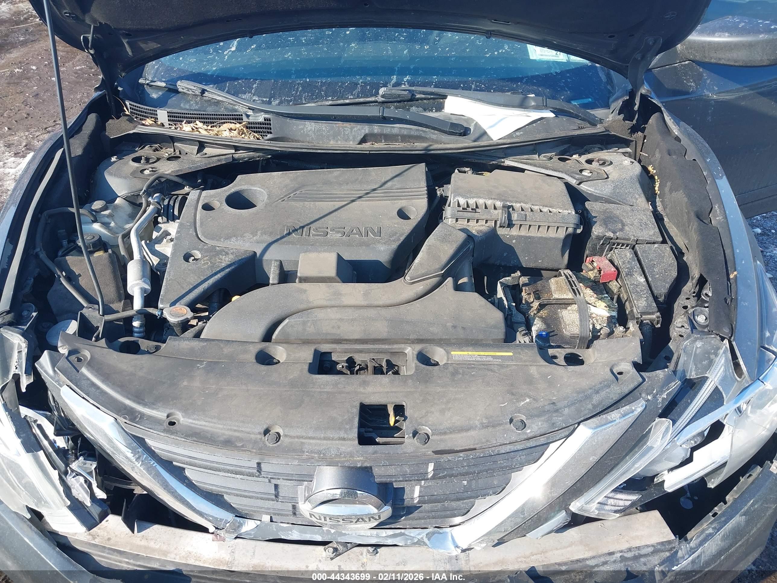 NISSAN ALTIMA image 10