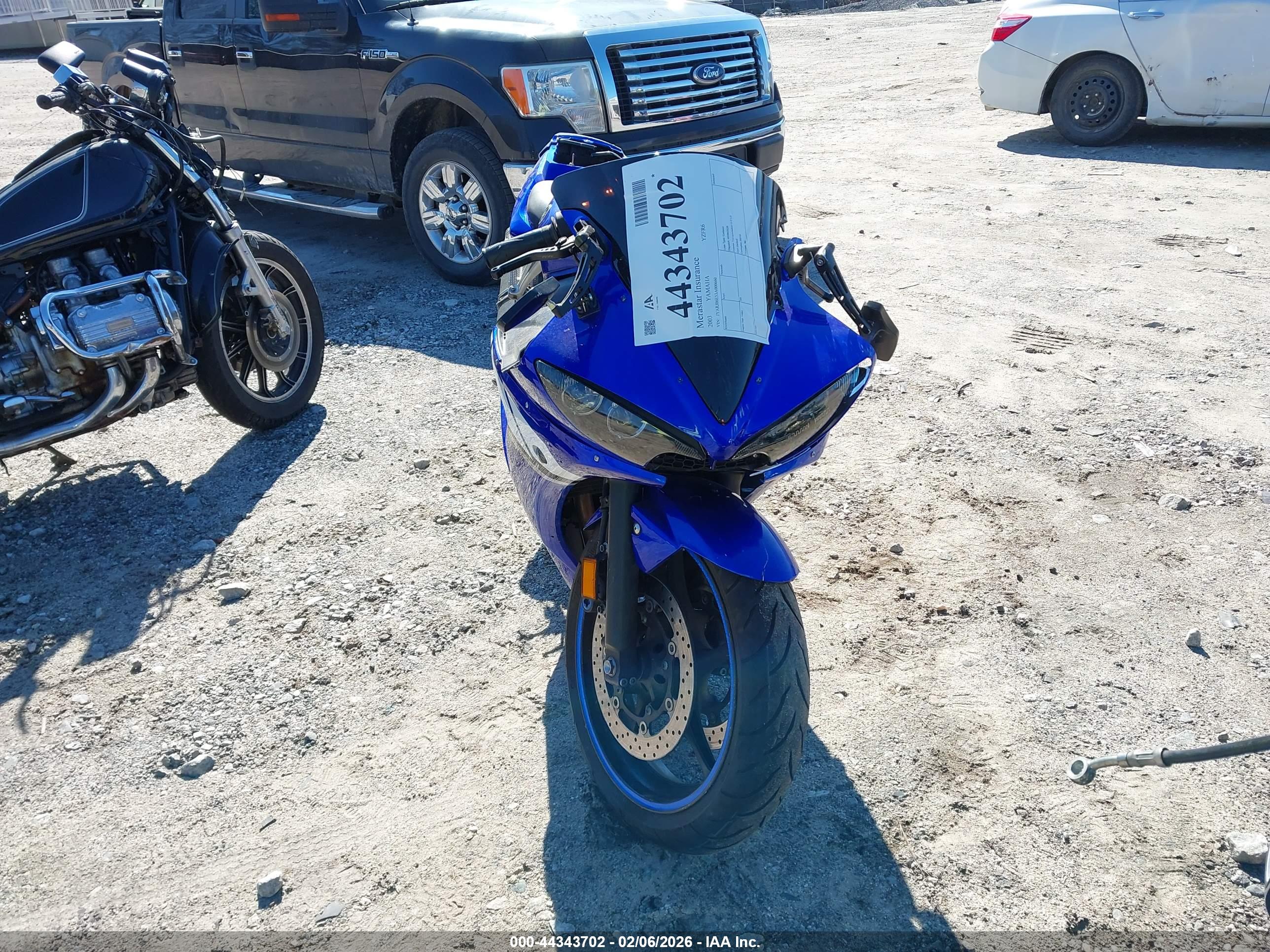 YAMAHA YZFR6 image 5