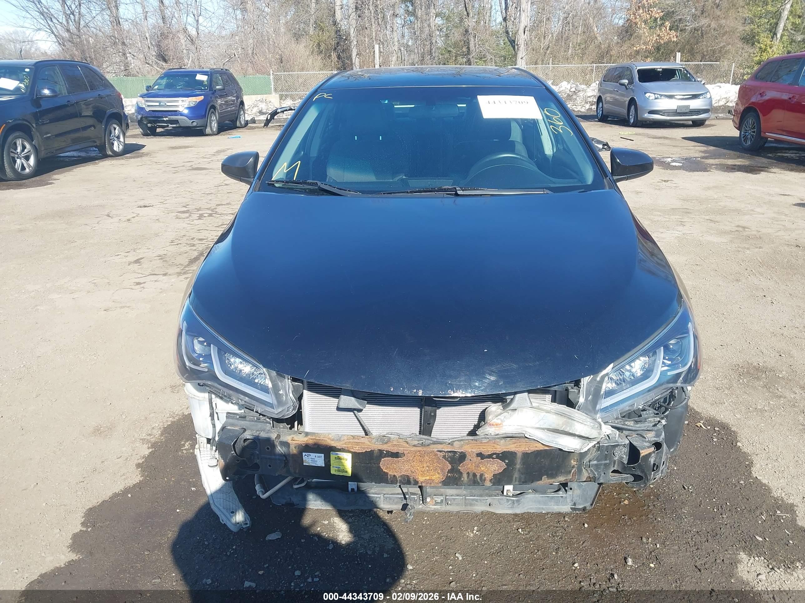 TOYOTA CAMRY image 6
