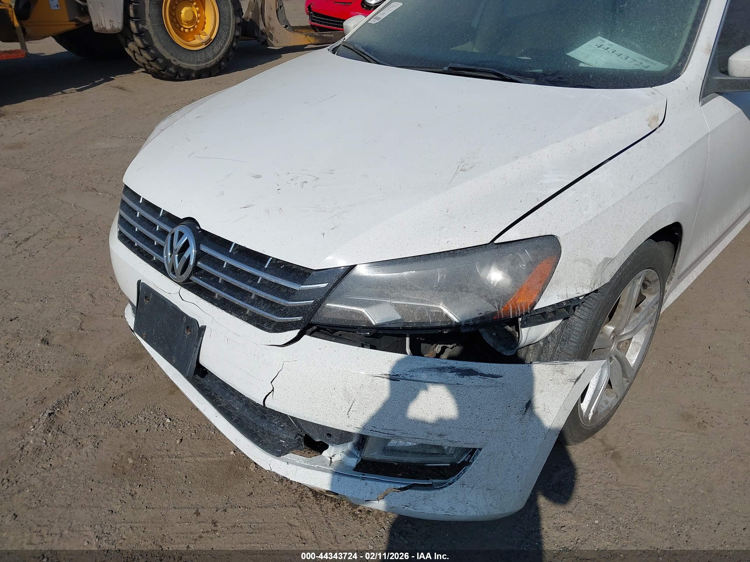 VOLKSWAGEN PASSAT image 6
