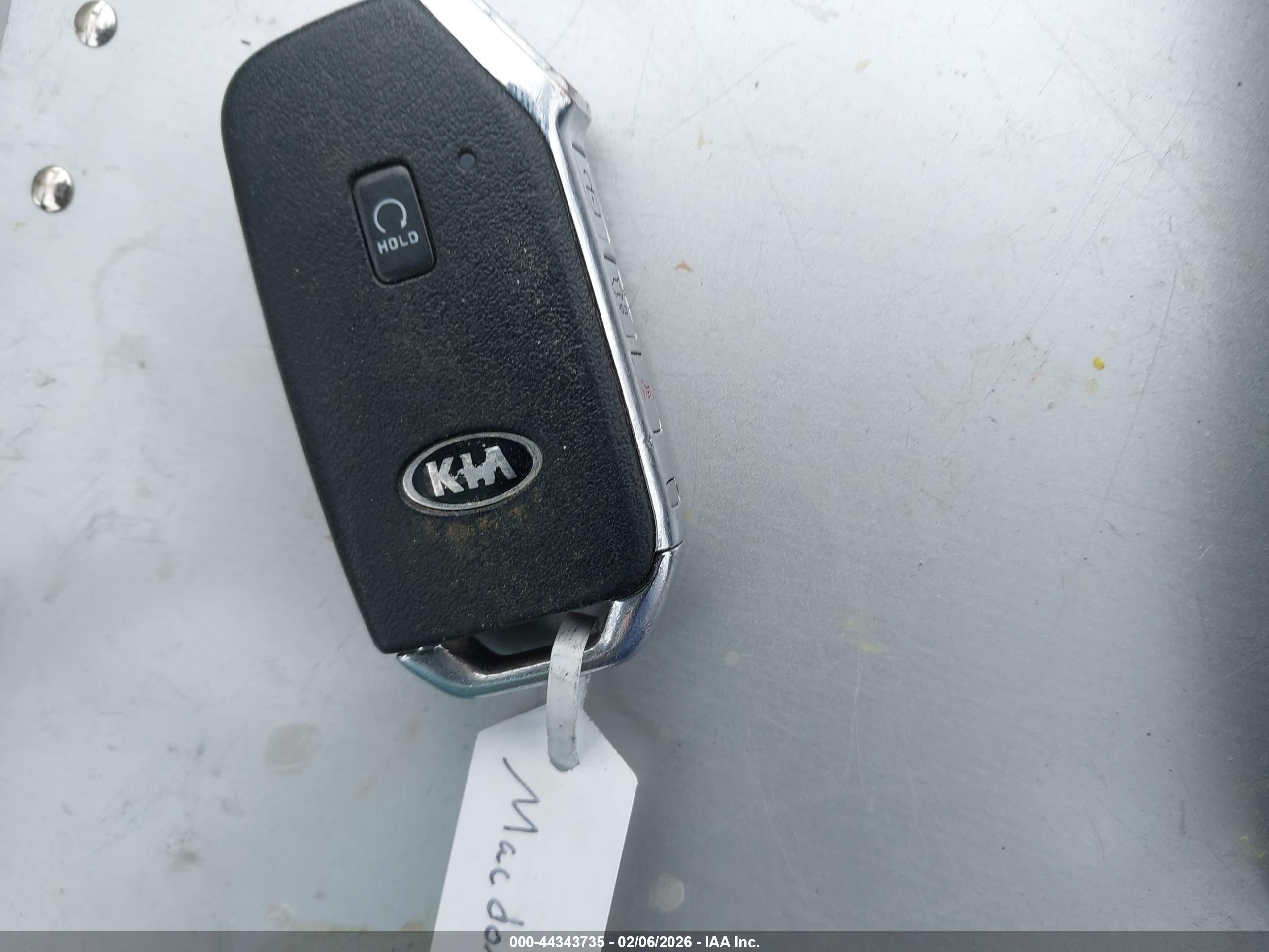 KIA TELLURIDE image 11