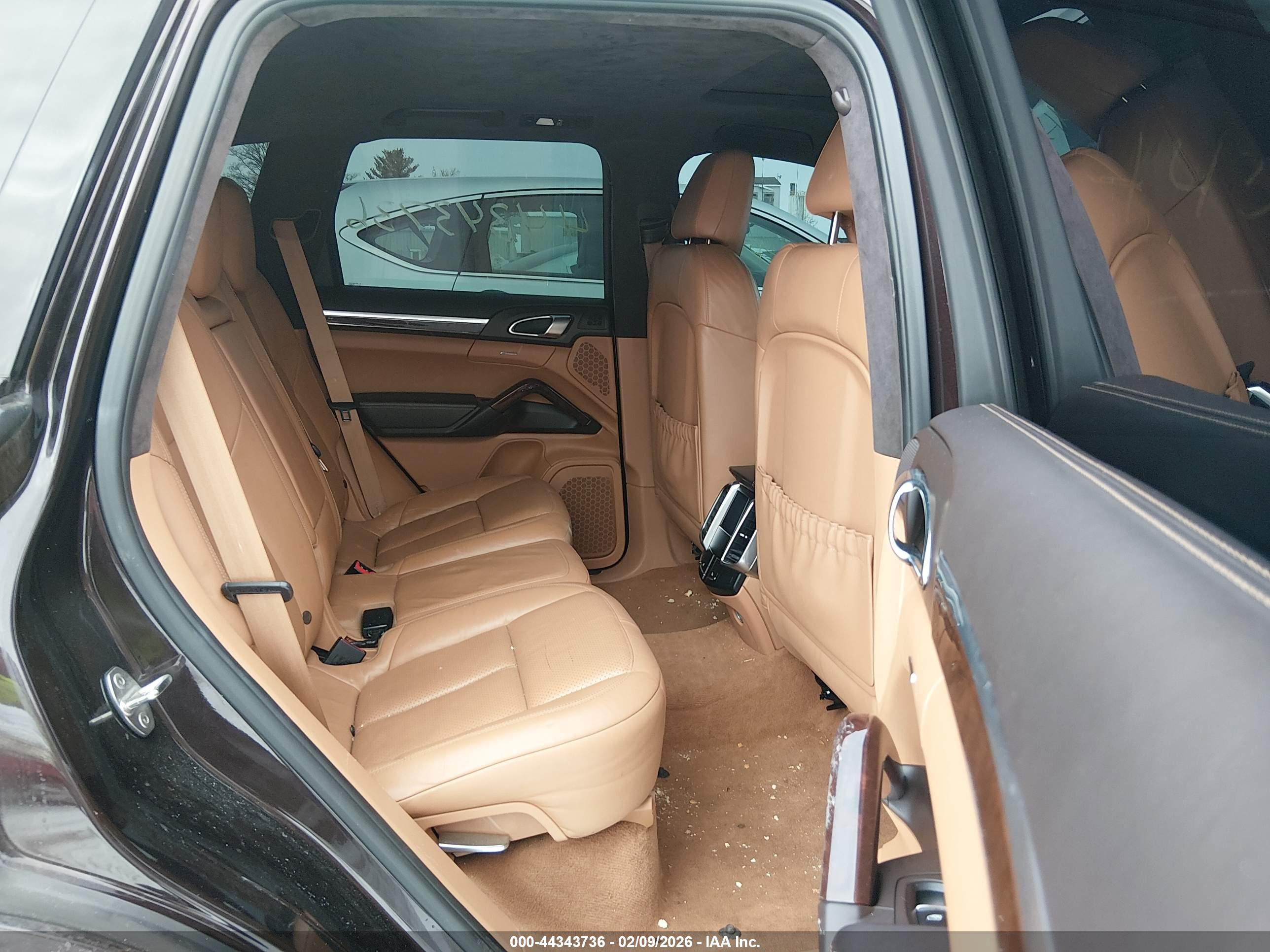 PORSCHE CAYENNE image 8