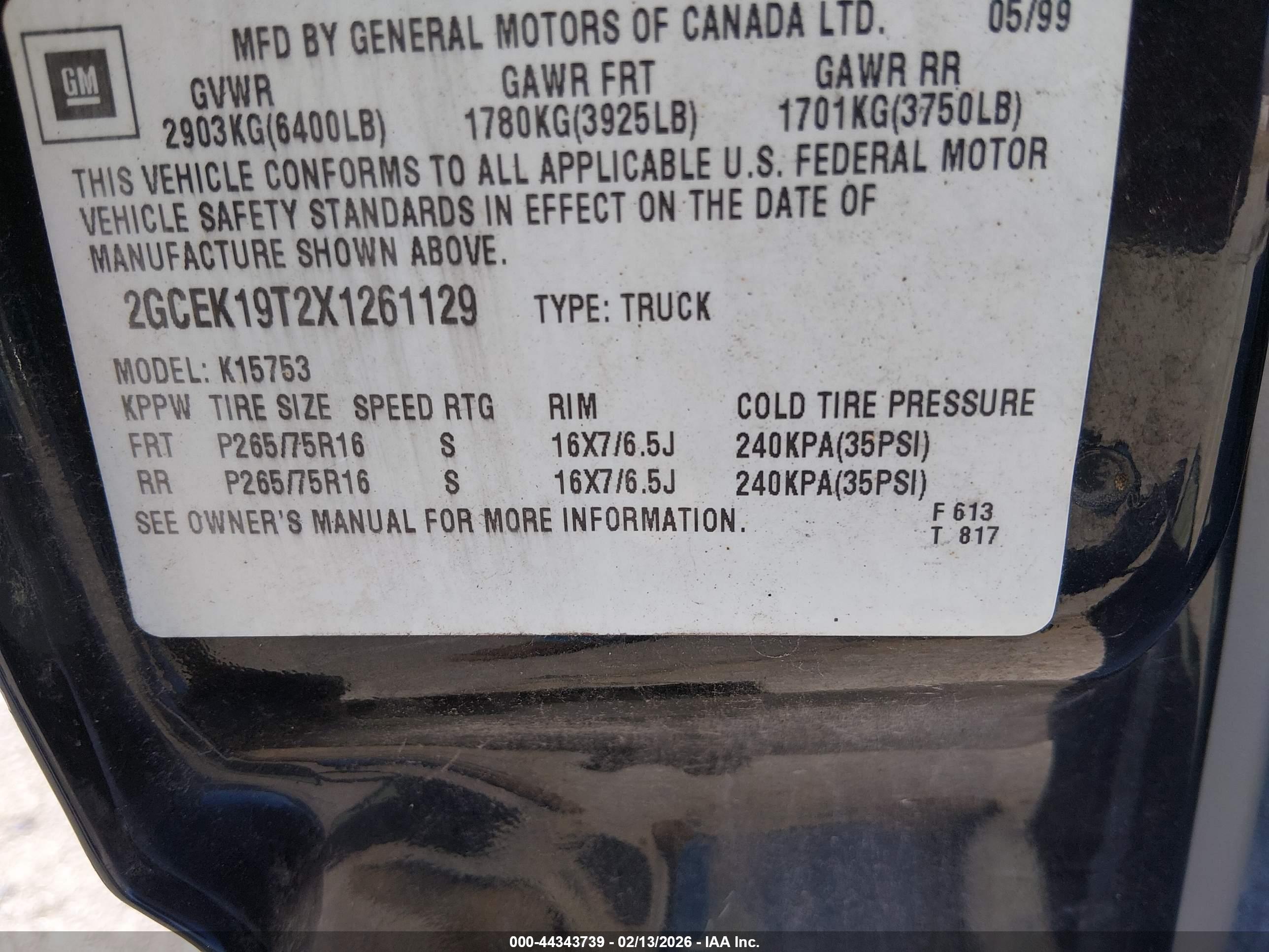 CHEVROLET SILVERADO image 9