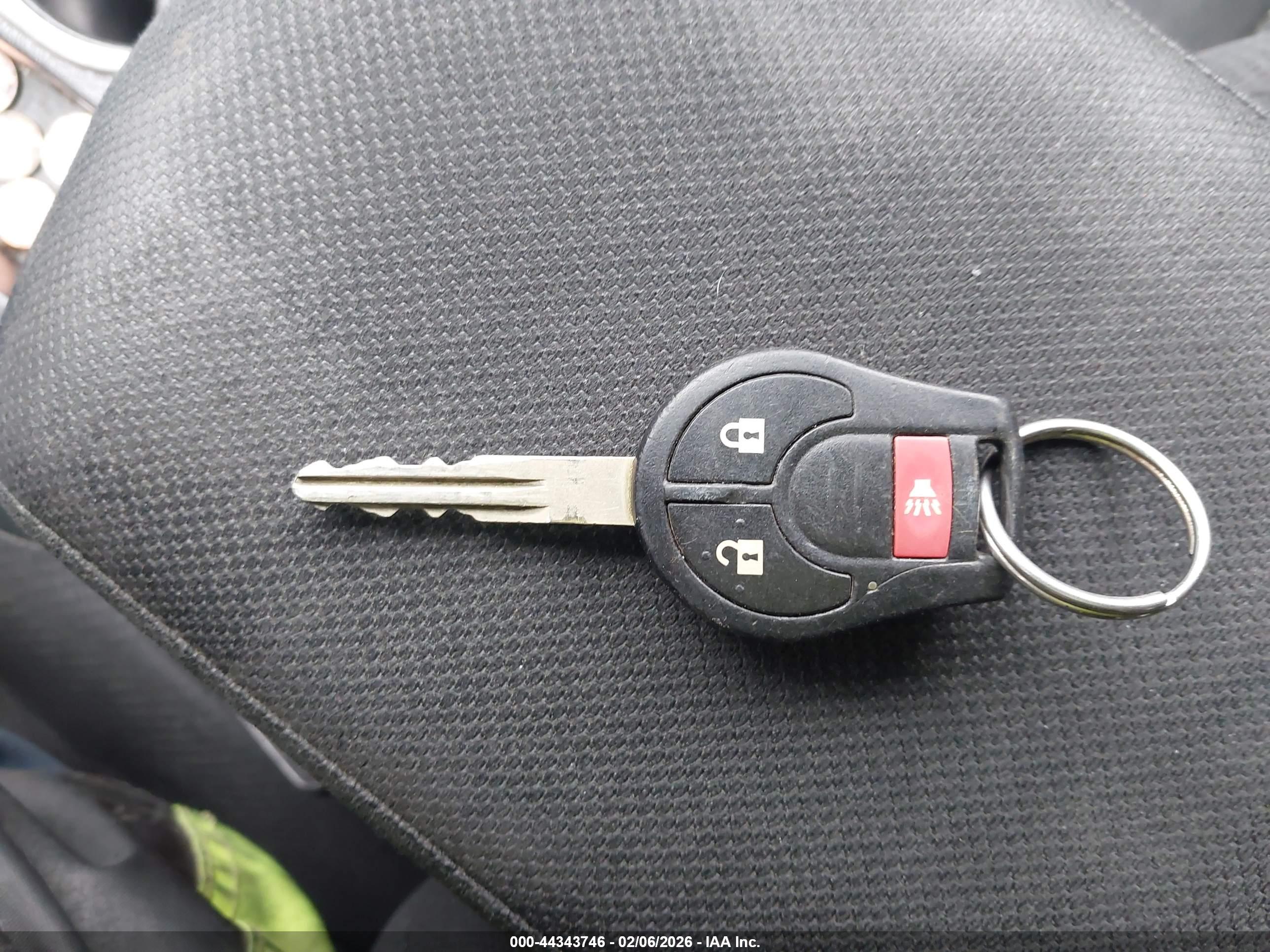 NISSAN ROGUE image 11