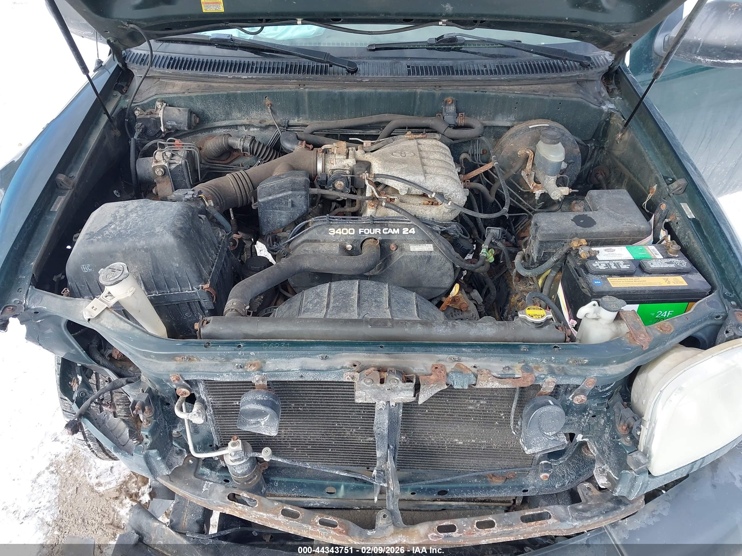 TOYOTA TUNDRA image 10