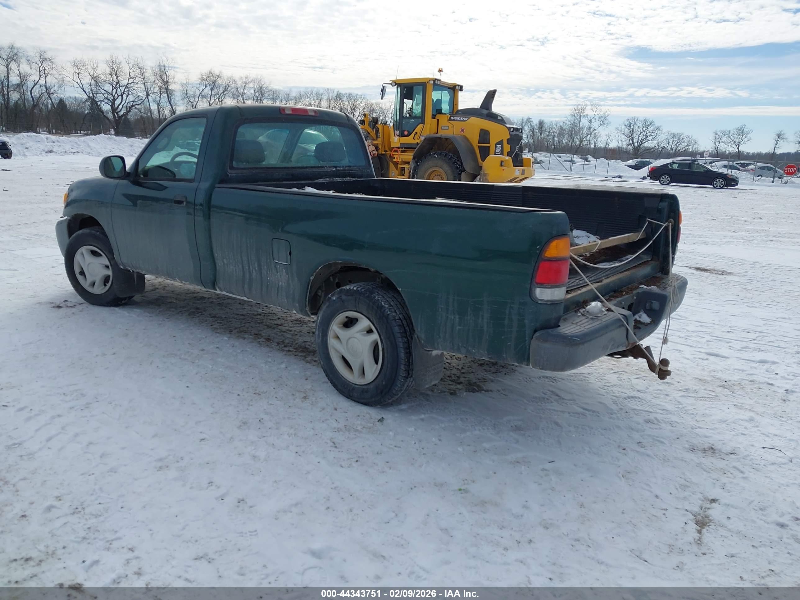 TOYOTA TUNDRA image 3