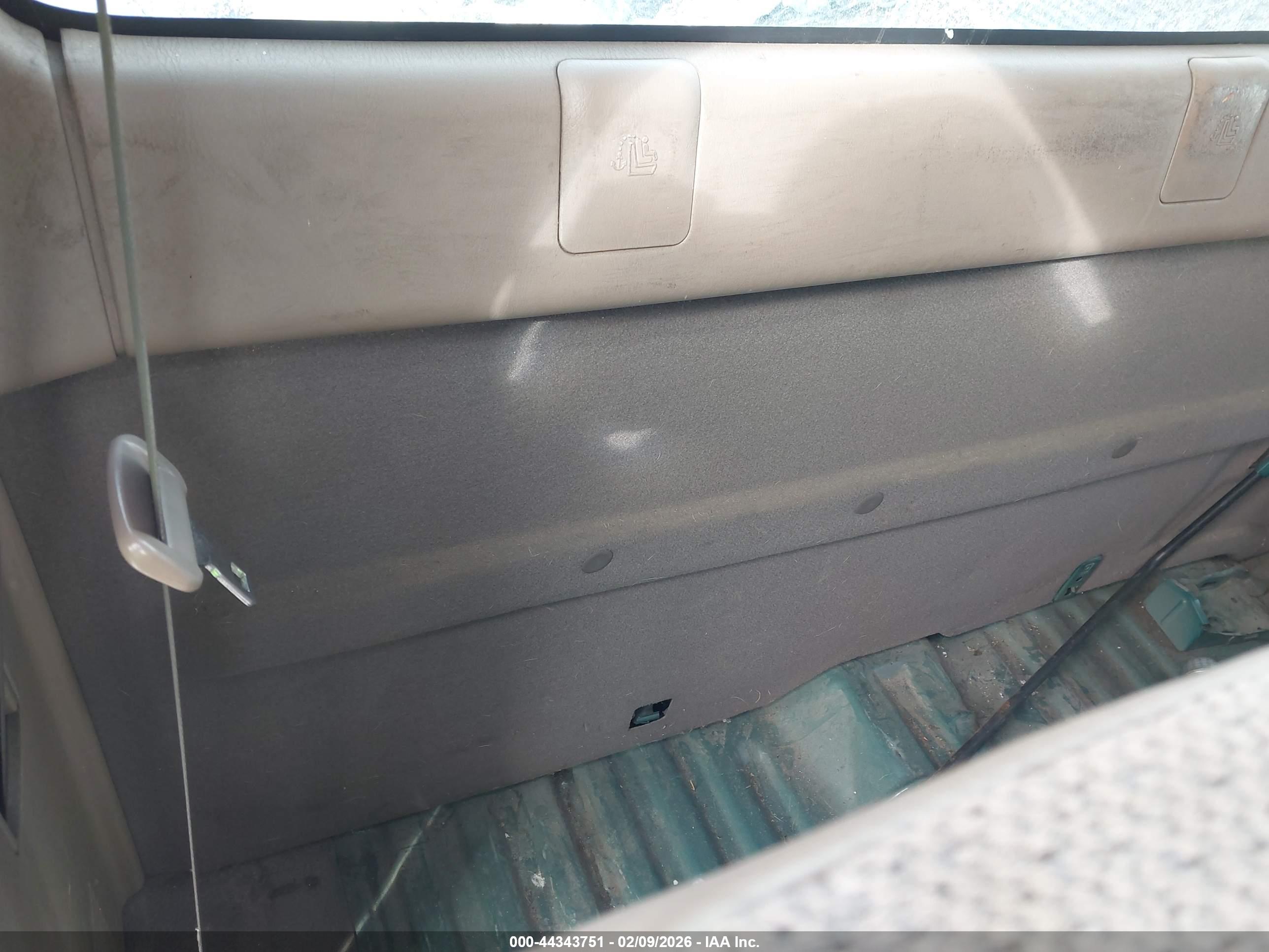 TOYOTA TUNDRA image 8