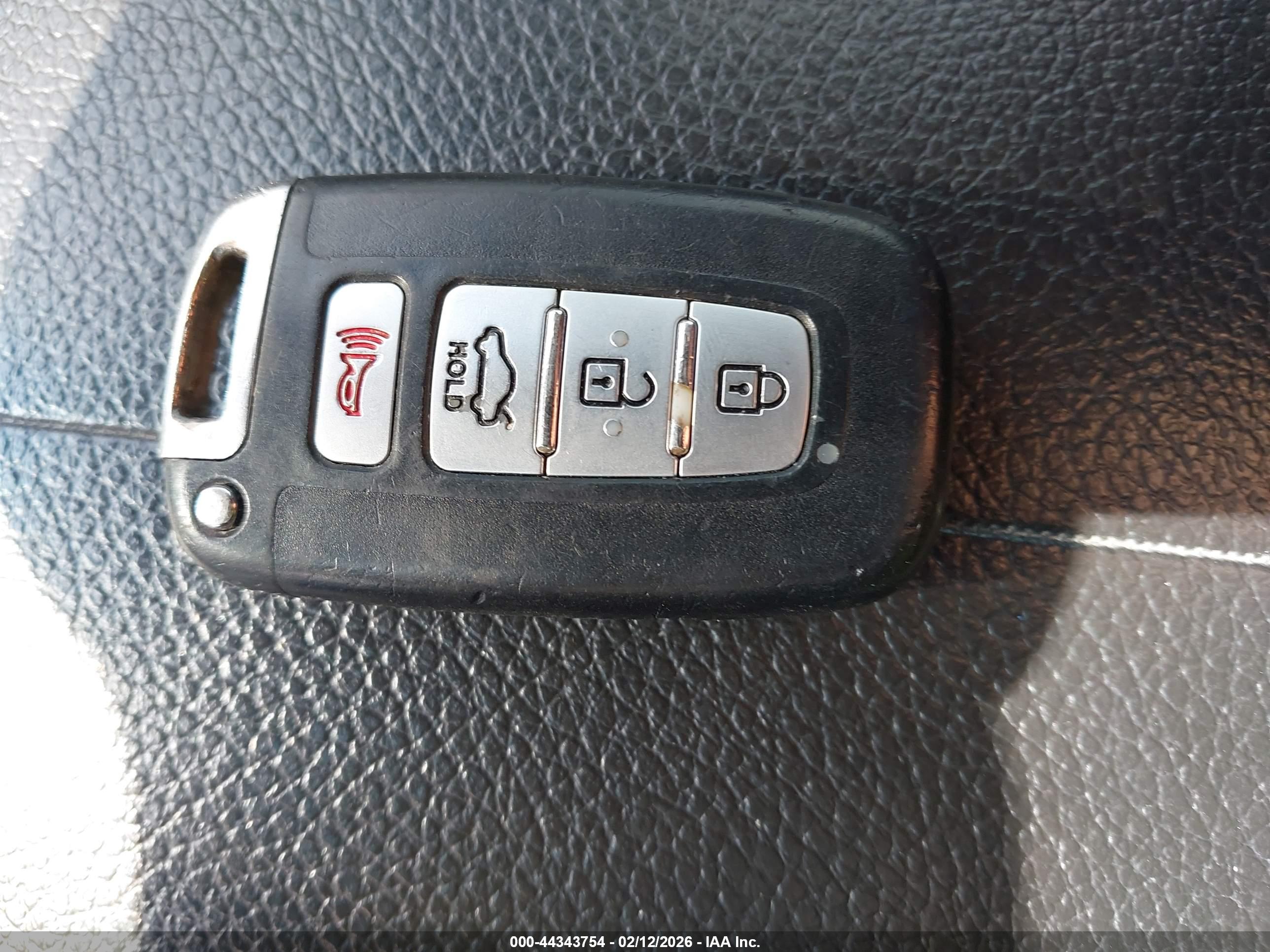 KIA SORENTO image 11