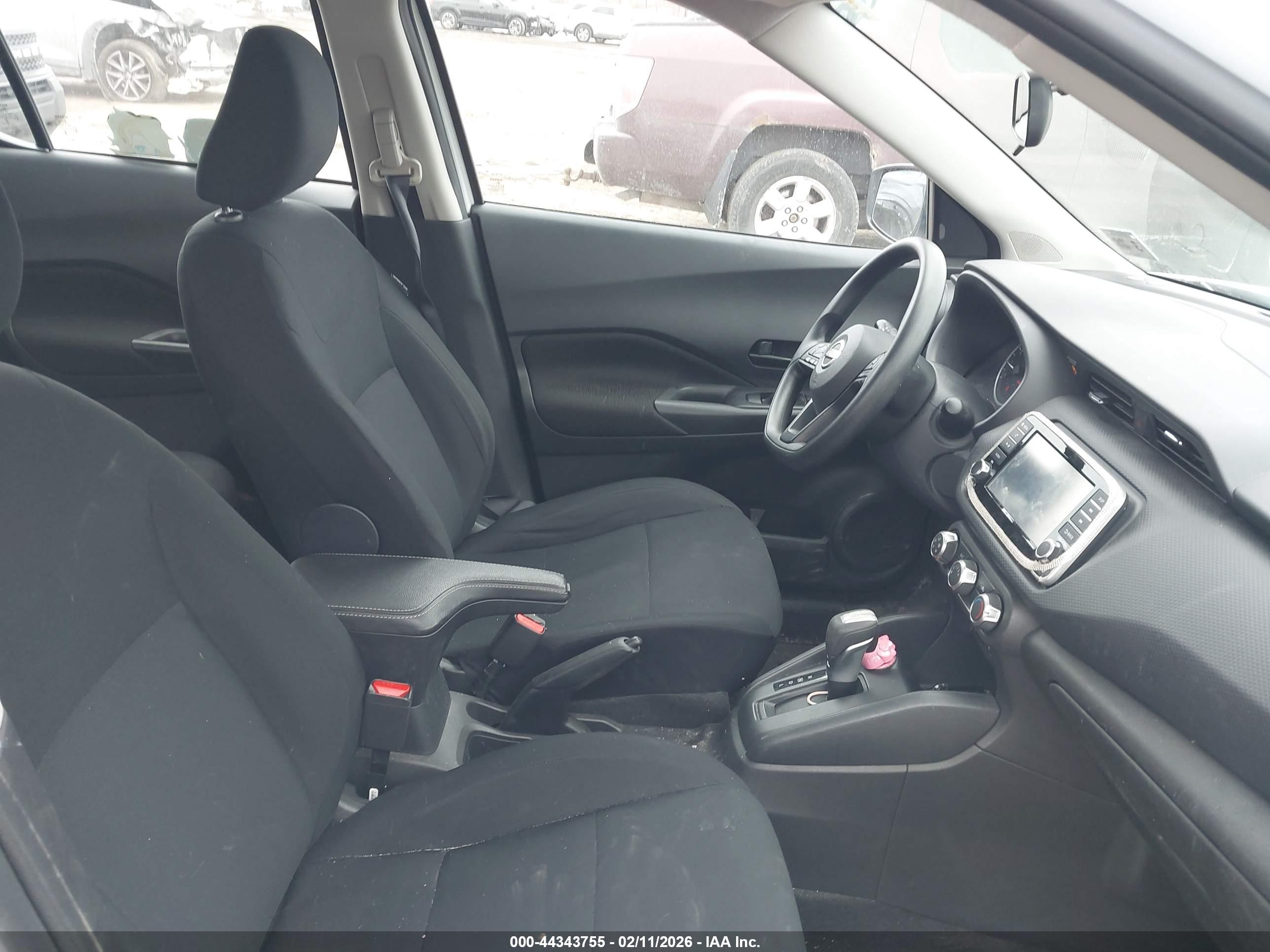 NISSAN KICKS image 5