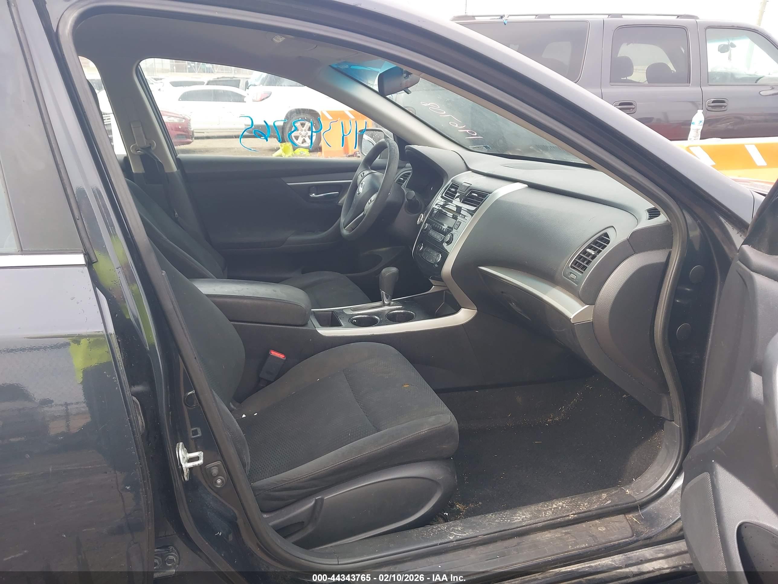 NISSAN ALTIMA image 5