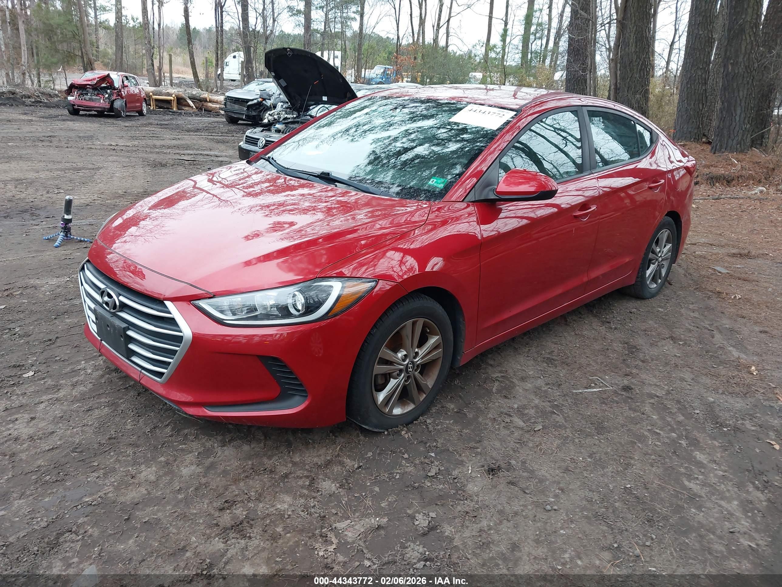 HYUNDAI ELANTRA image 2