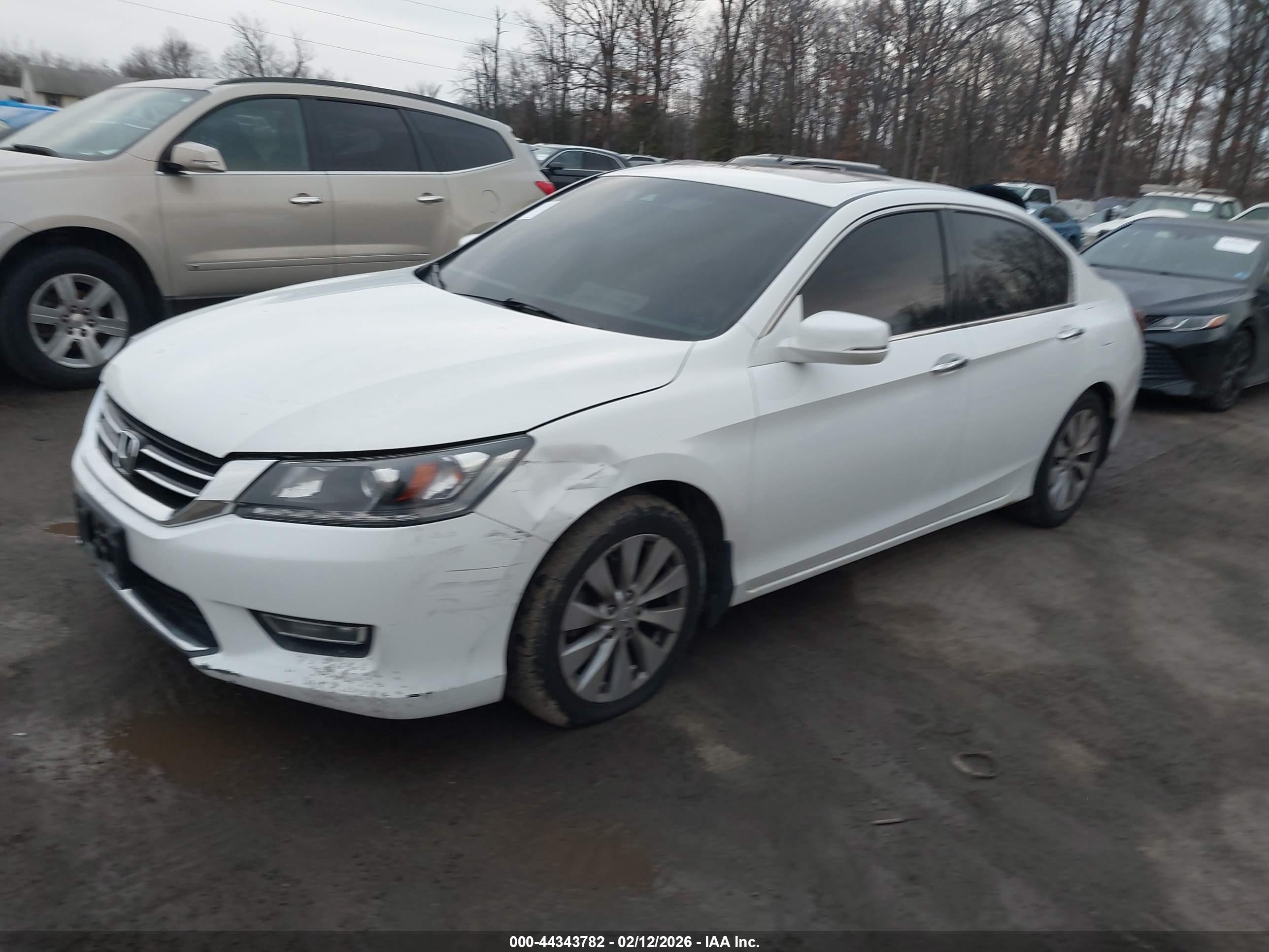 HONDA ACCORD image 2