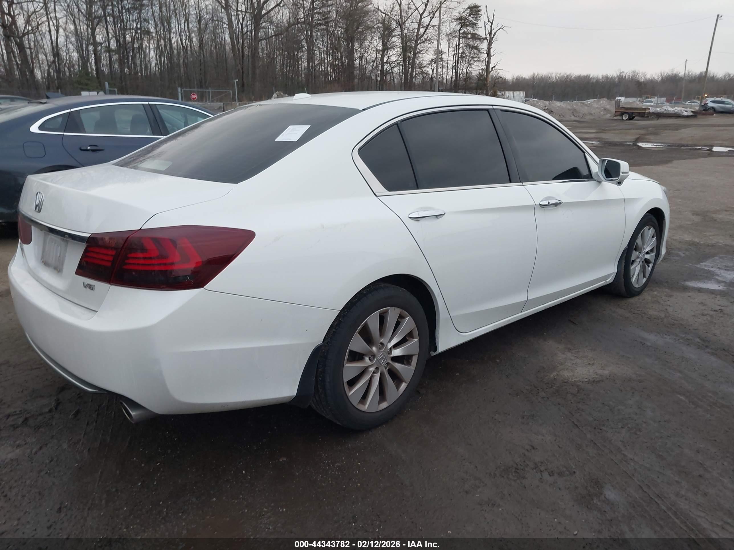 HONDA ACCORD image 4