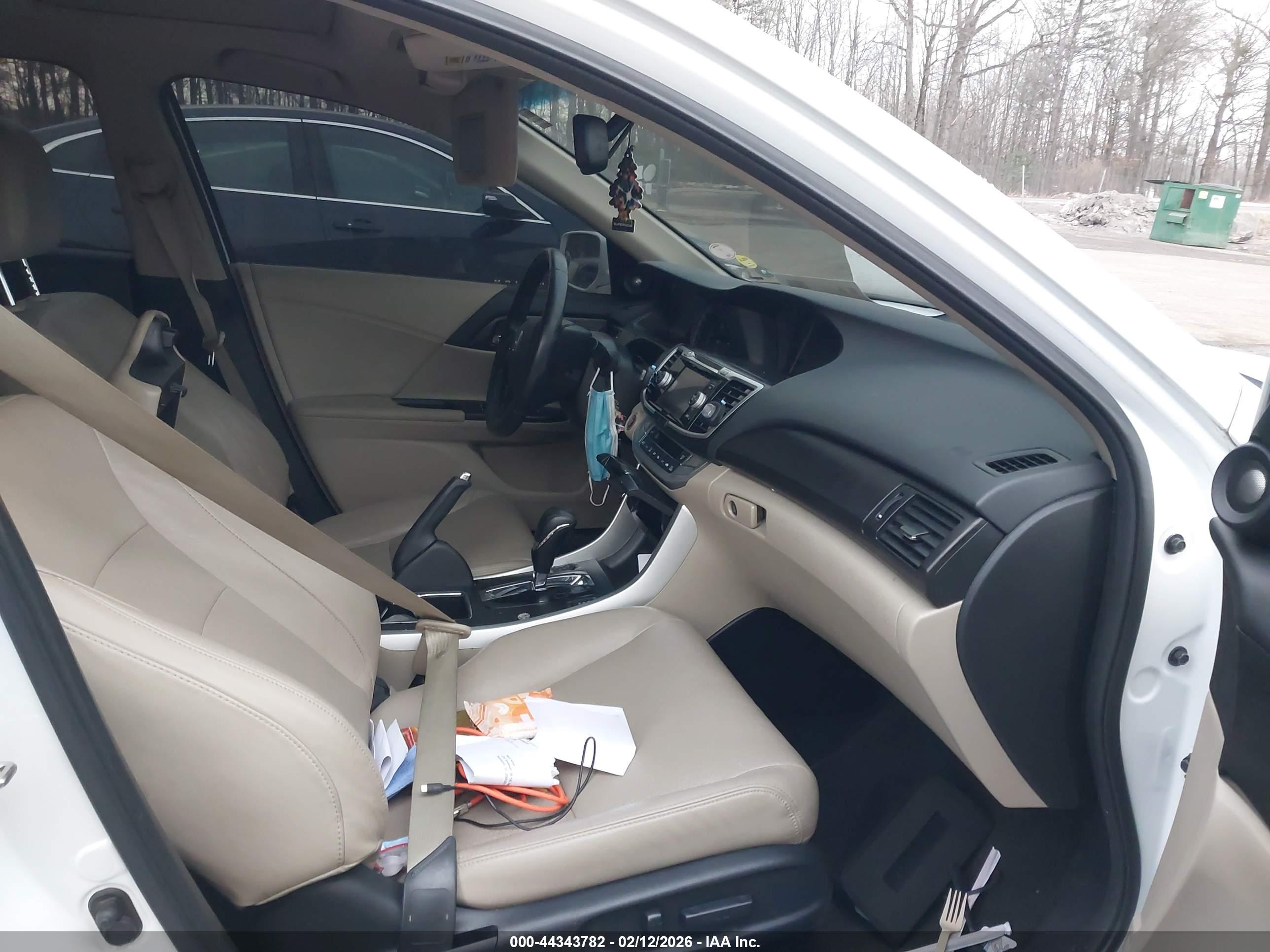 HONDA ACCORD image 5