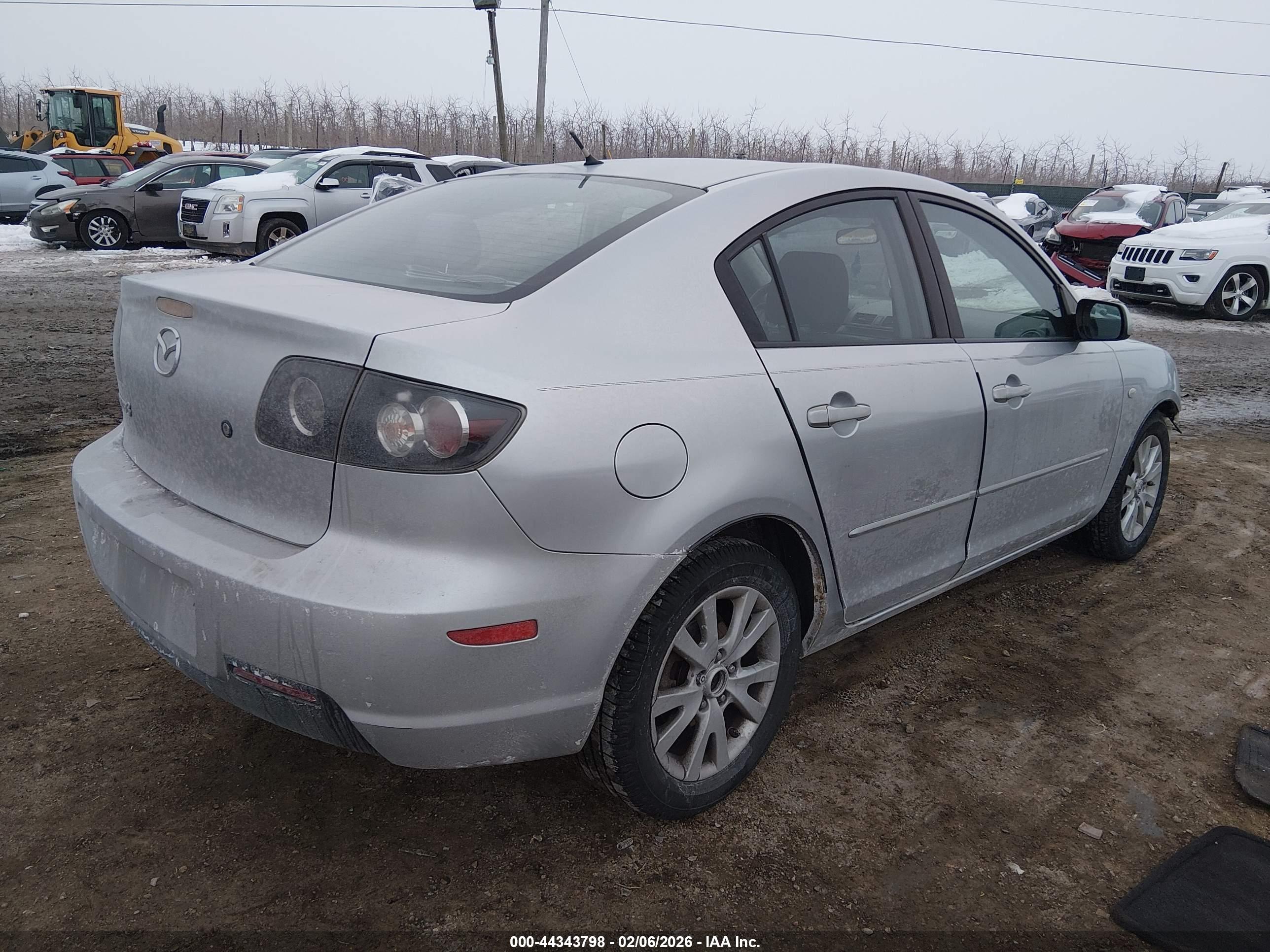 MAZDA MAZDA3 image 4