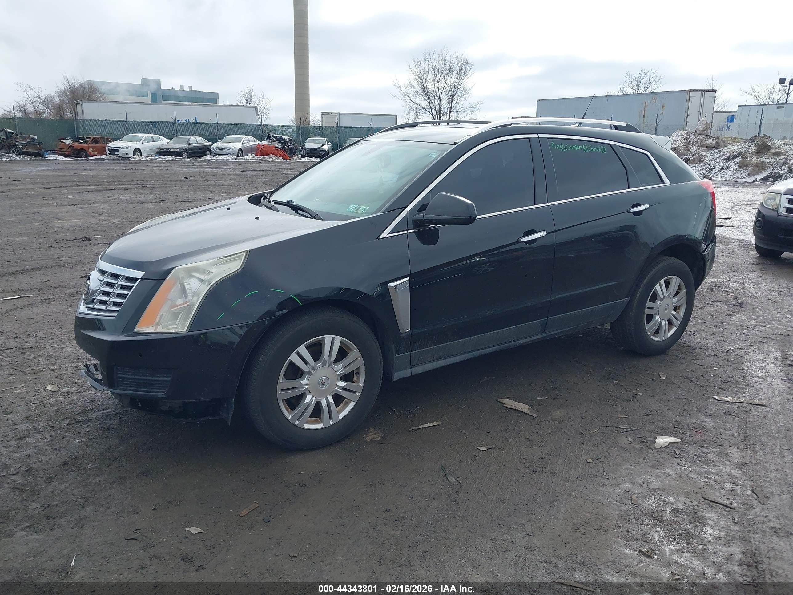 CADILLAC SRX image 2
