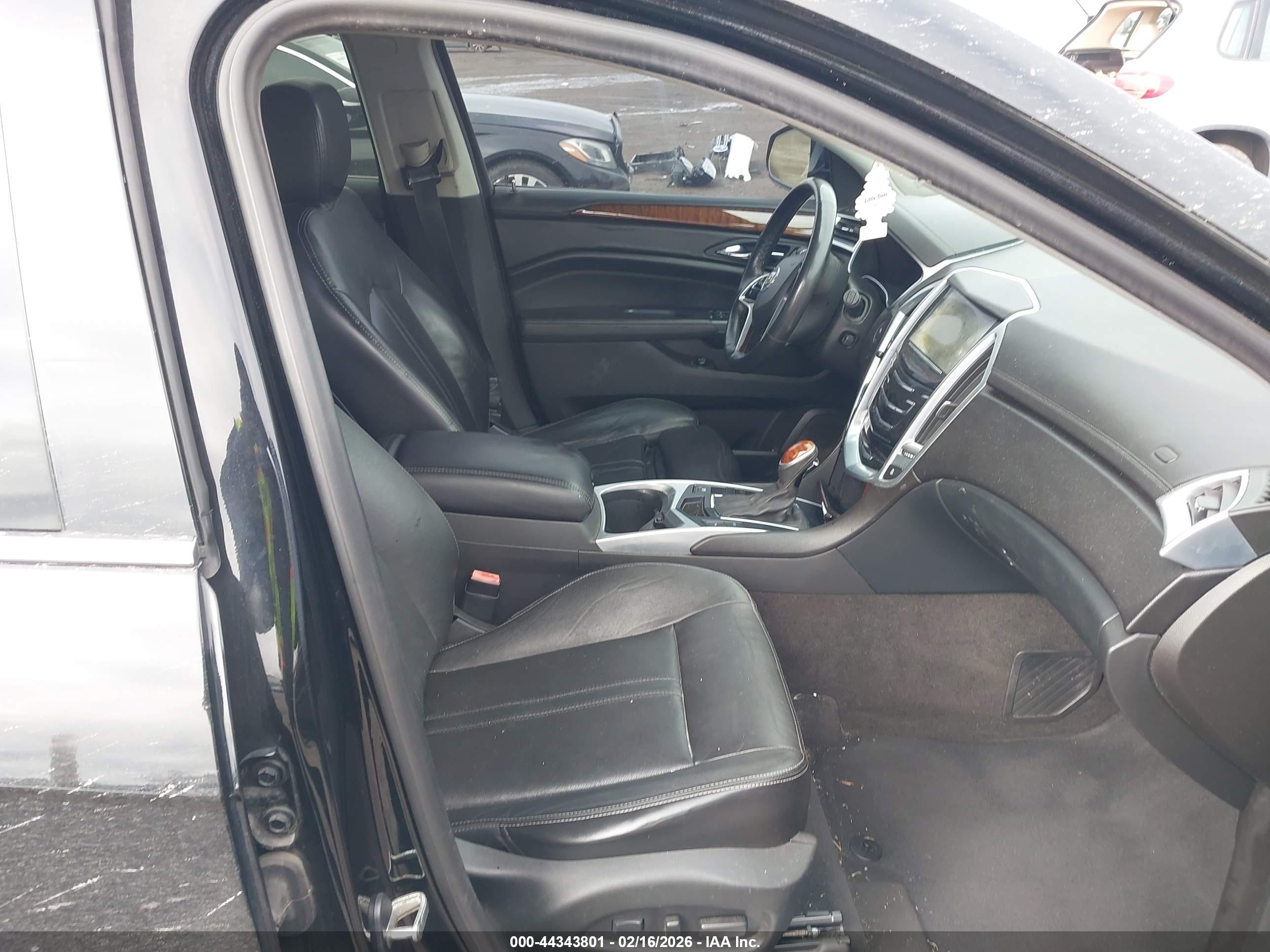 CADILLAC SRX image 5