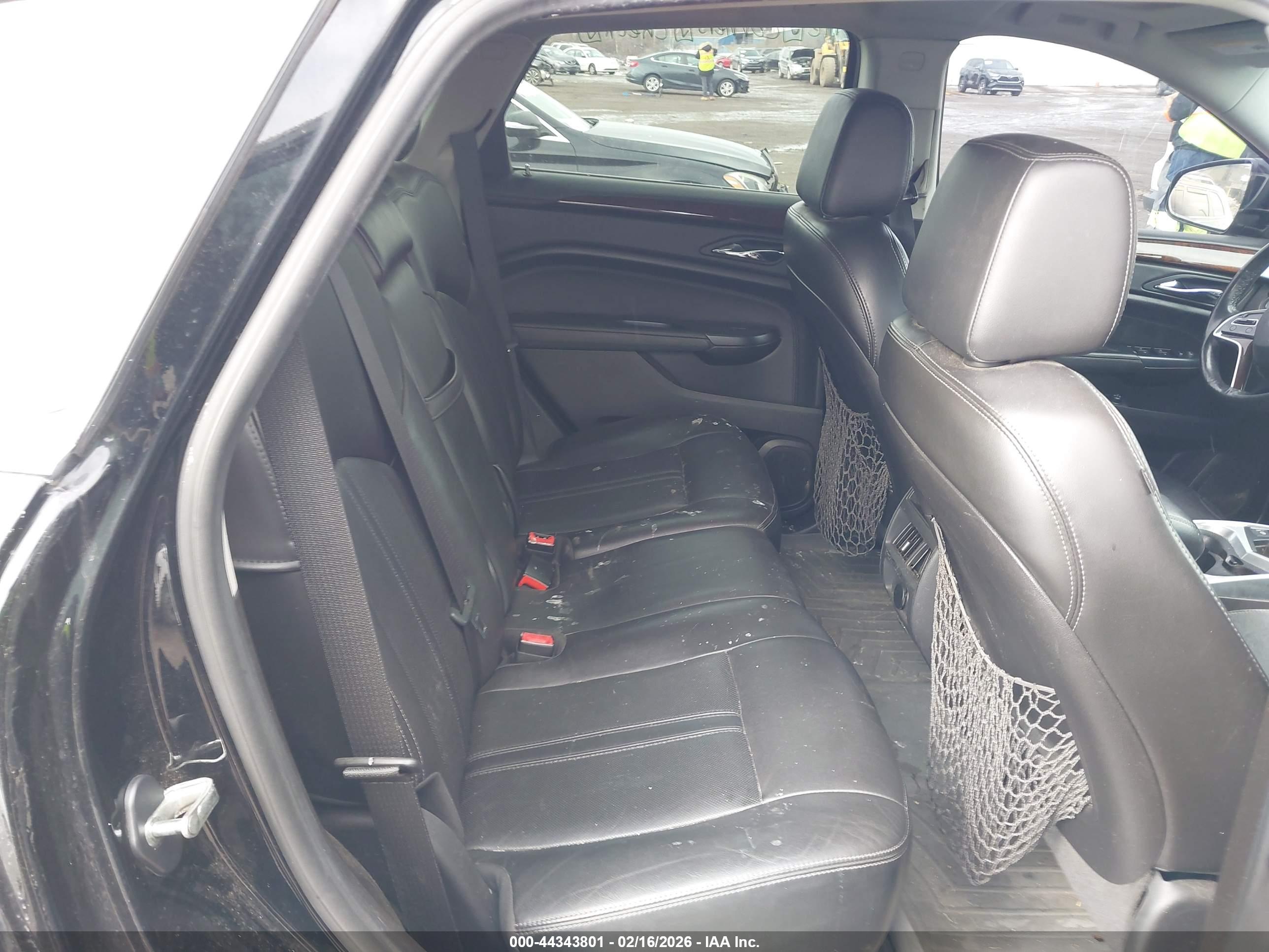 CADILLAC SRX image 8