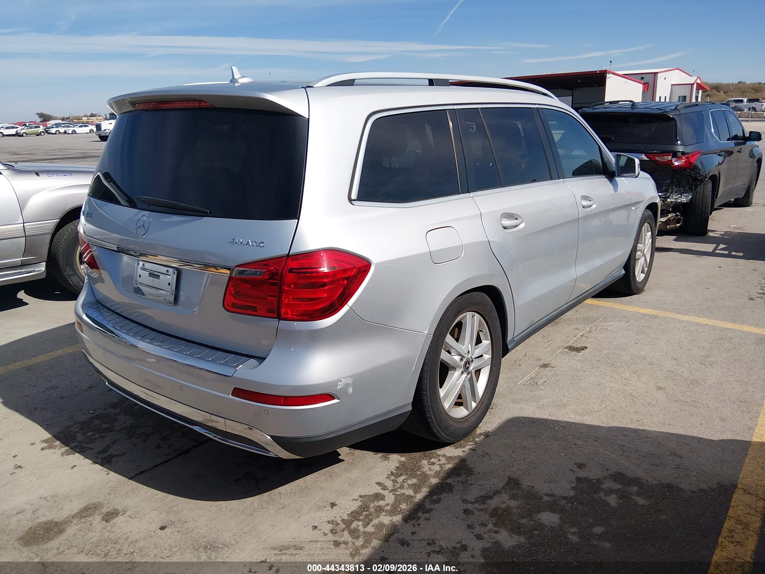 MERCEDES-BENZ GL-CLASS image 4