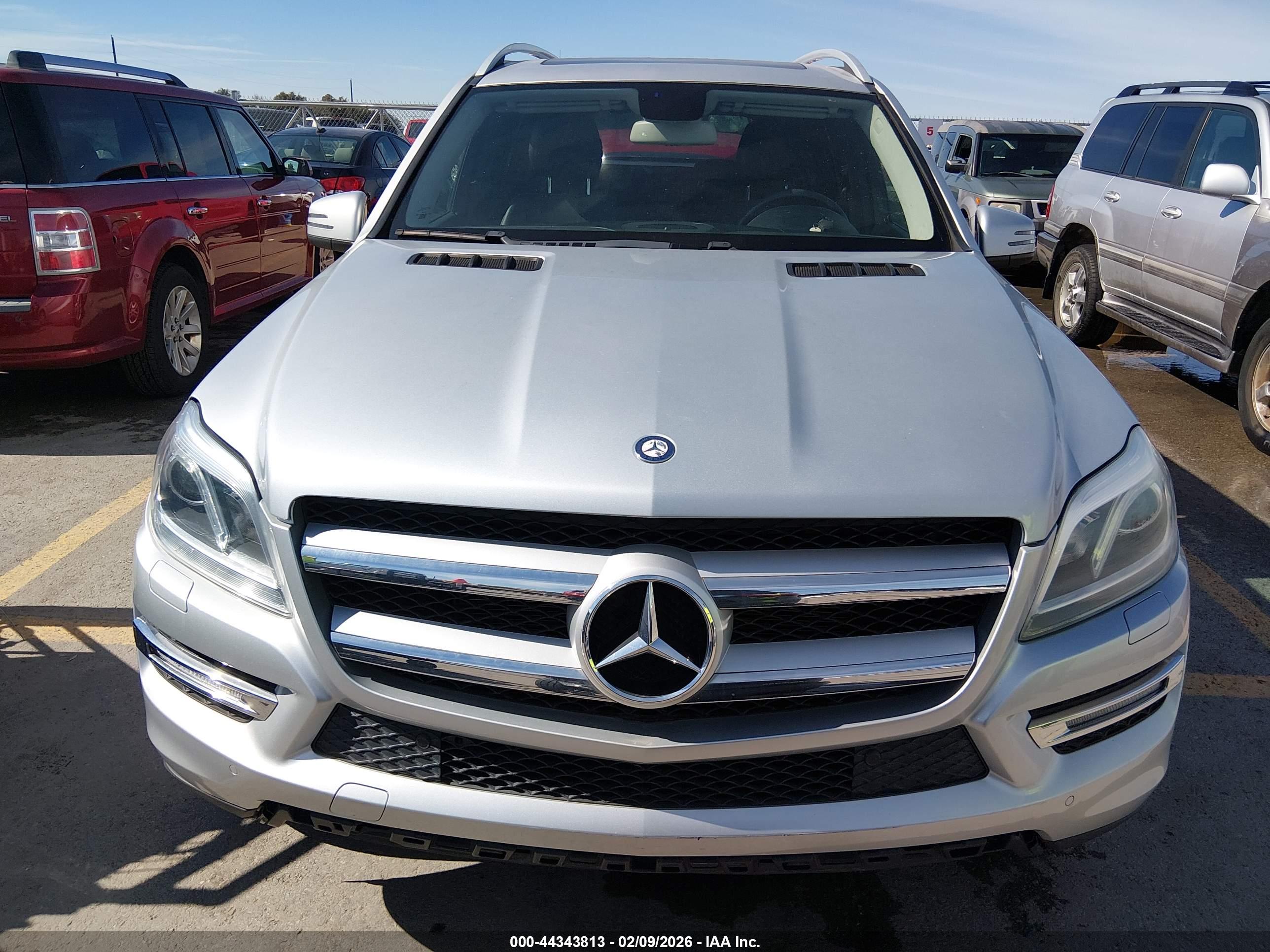 MERCEDES-BENZ GL-CLASS image 6