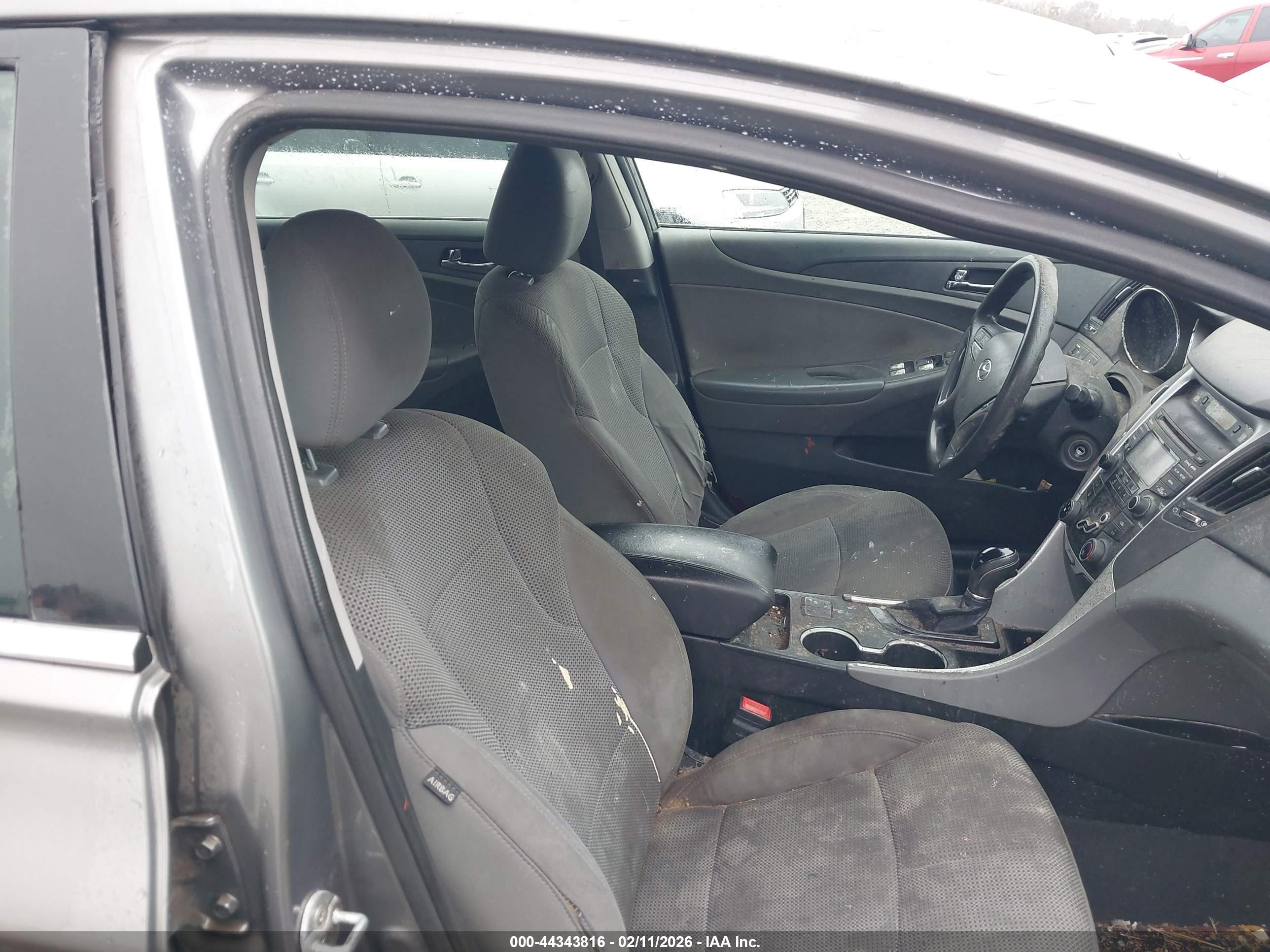 HYUNDAI SONATA image 5